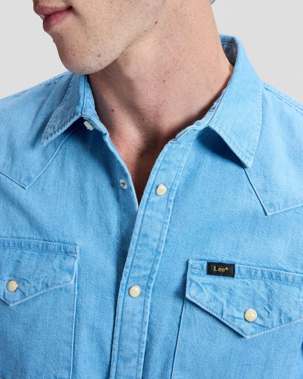 REGULAR WESTERN SHIRT LAKESIDE WASH denim blue | Bildmaterial bereitgestellt von SHOES.PLEASE.