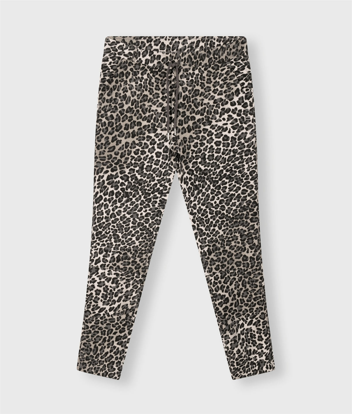 Cropped Jogger Leopard soft white melee | Bildmaterial bereitgestellt von SHOES.PLEASE.