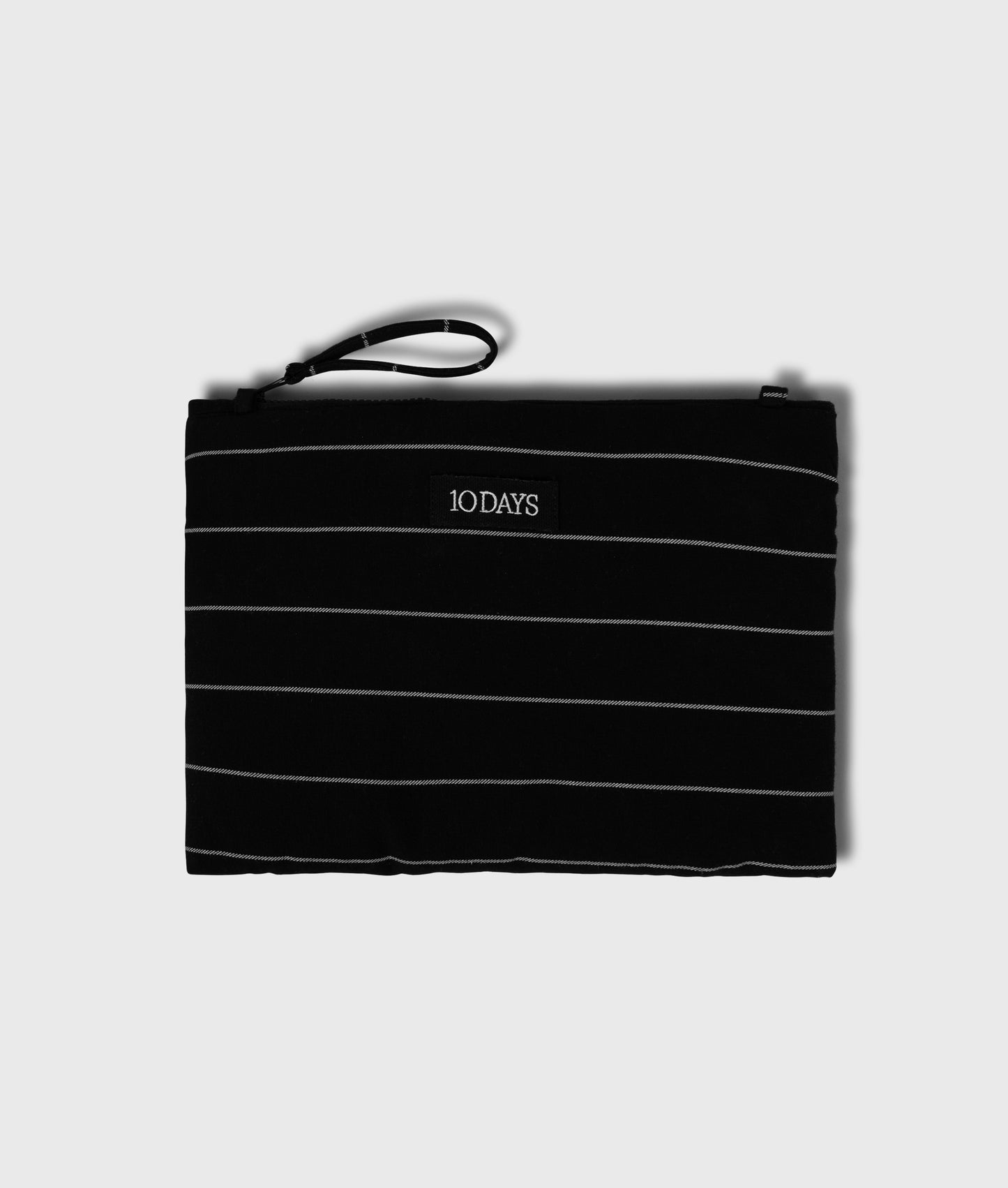 First Class Clutch Medium black | Bildmaterial bereitgestellt von SHOES.PLEASE.