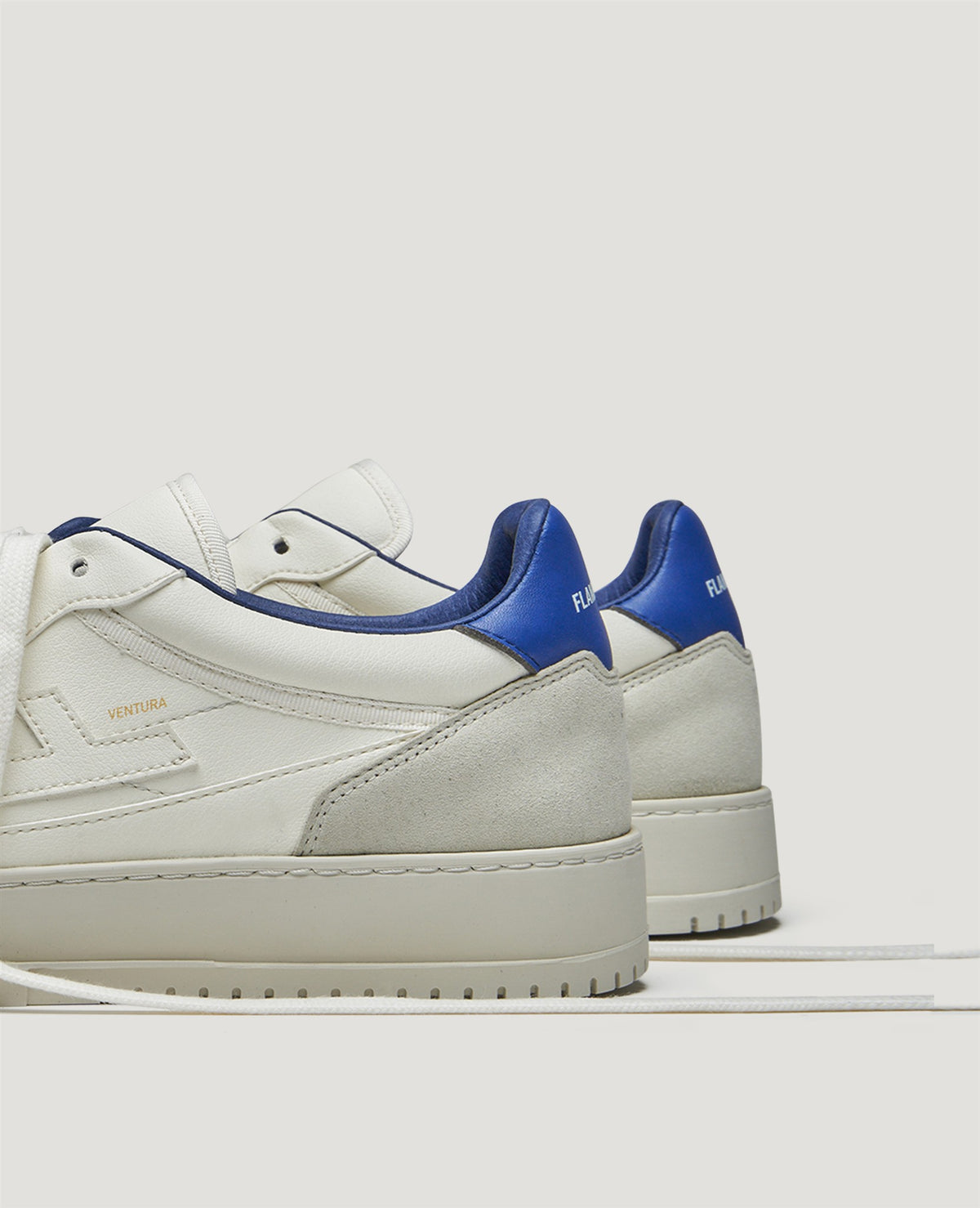 Ventura white indigo | Bildmaterial bereitgestellt von SHOES.PLEASE.
