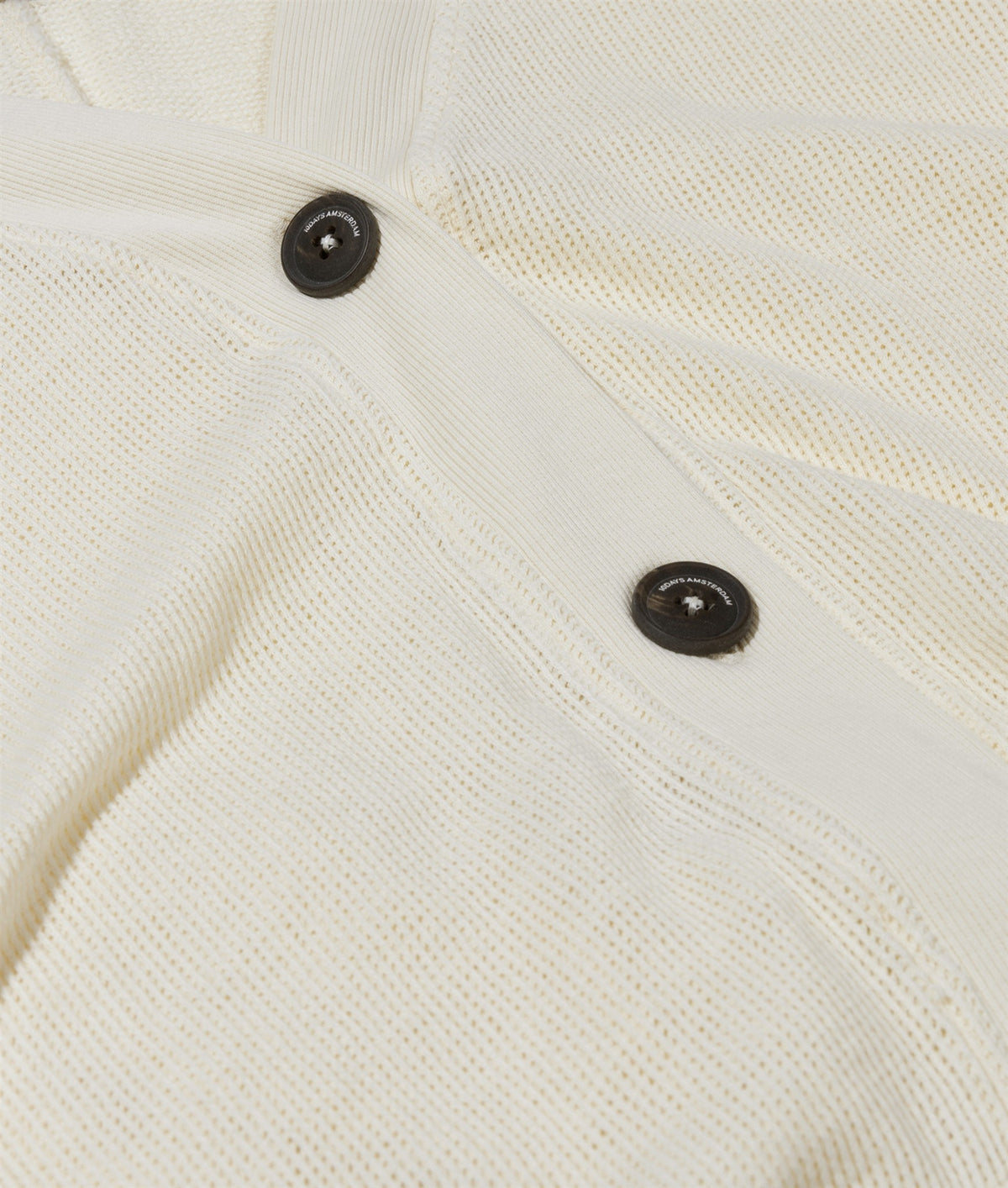 V-Neck Cardigan Mesh soft vanilia | Bildmaterial bereitgestellt von SHOES.PLEASE.