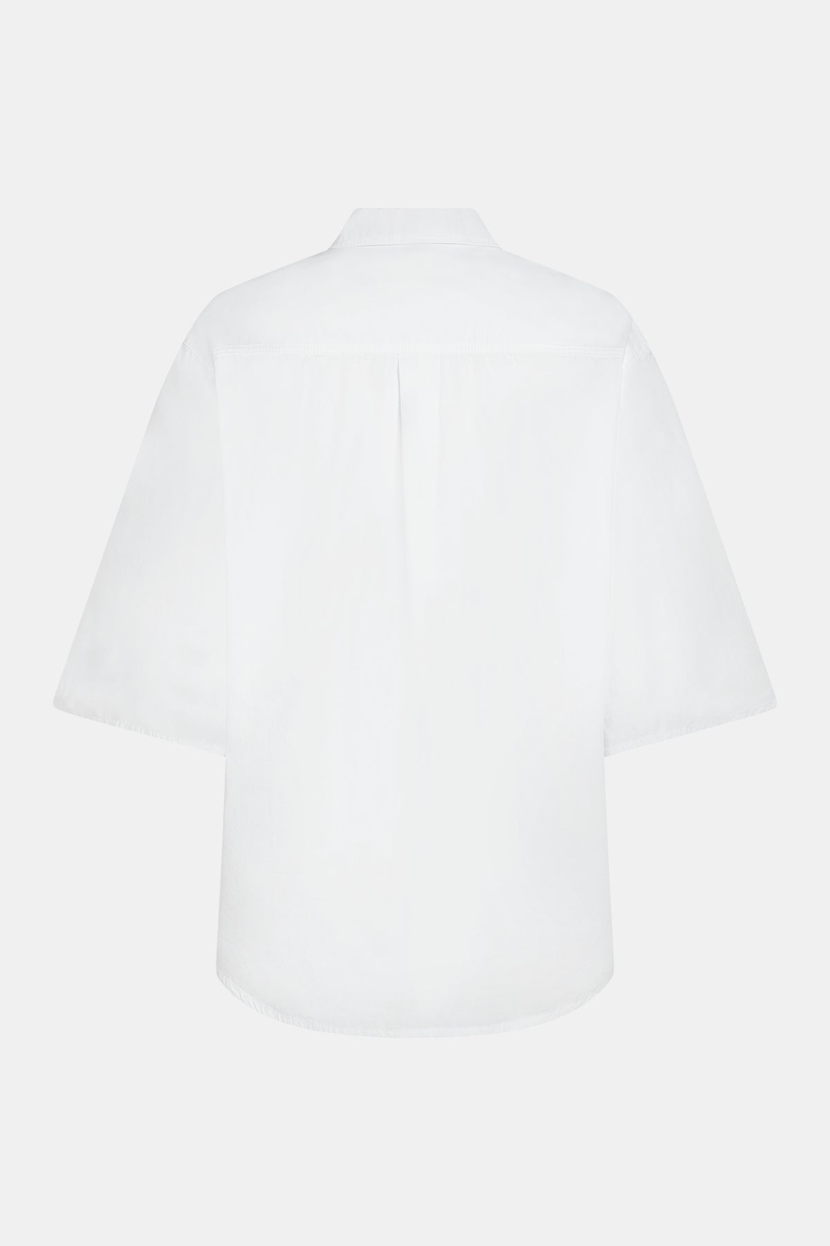 Blouse white | Bildmaterial bereitgestellt von SHOES.PLEASE.