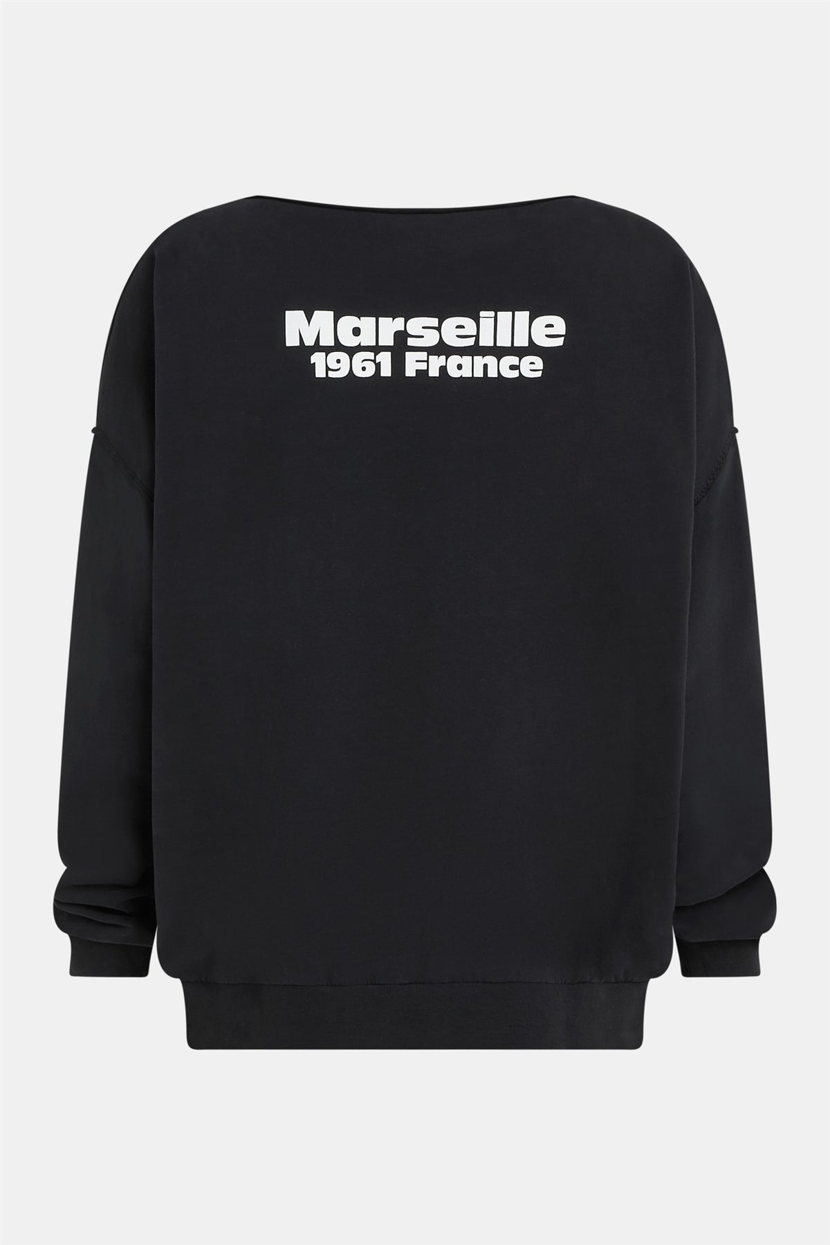 Sweater print black | Bildmaterial bereitgestellt von SHOES.PLEASE.