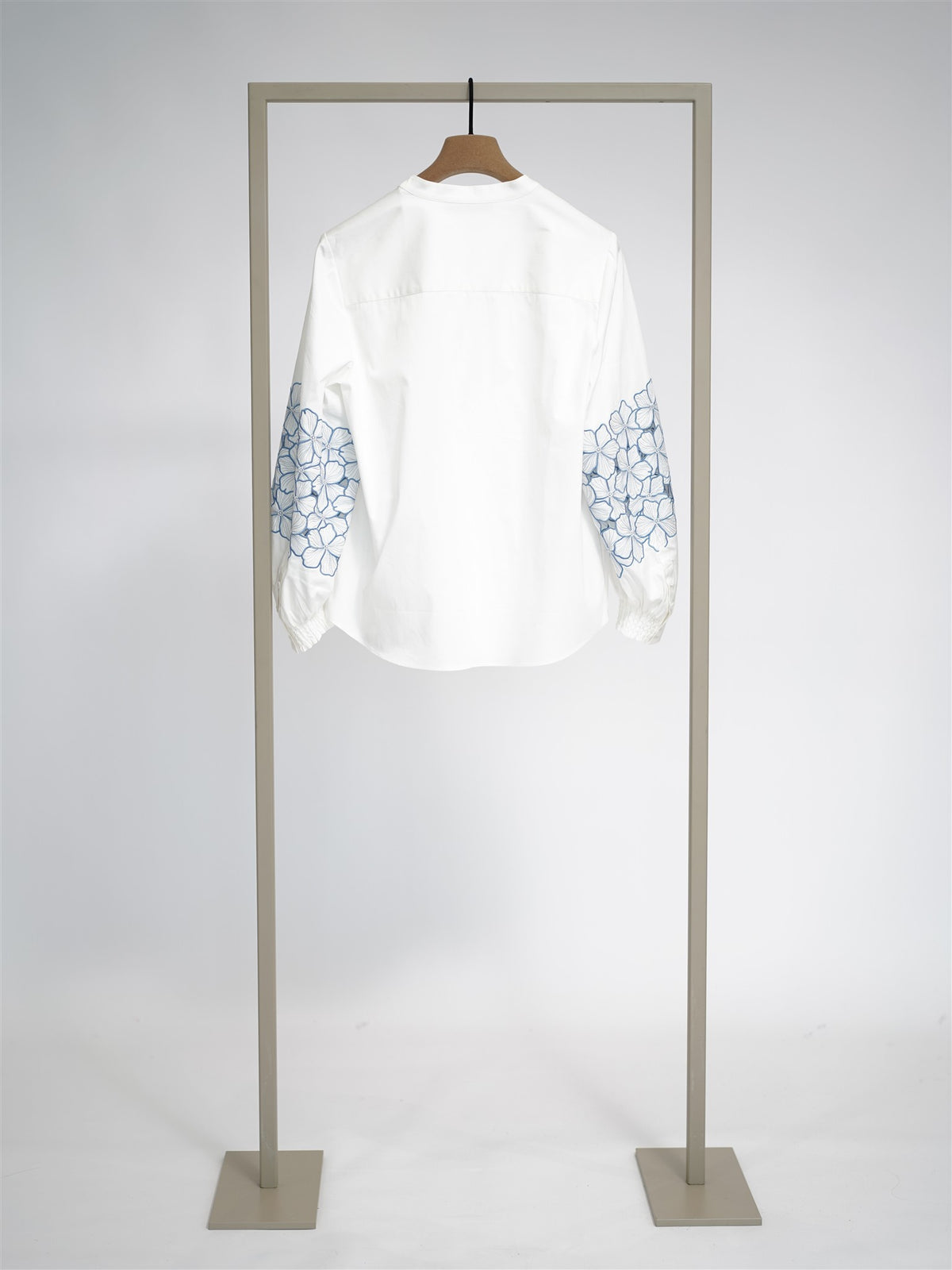 Bluse ocean superwhite ocean superwhite | Bildmaterial bereitgestellt von SHOES.PLEASE.