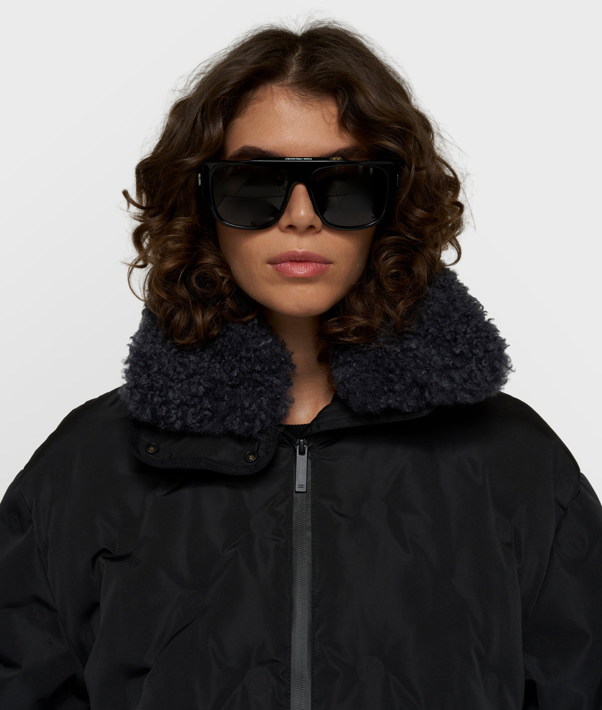 the darling coat black | Bildmaterial bereitgestellt von SHOES.PLEASE.