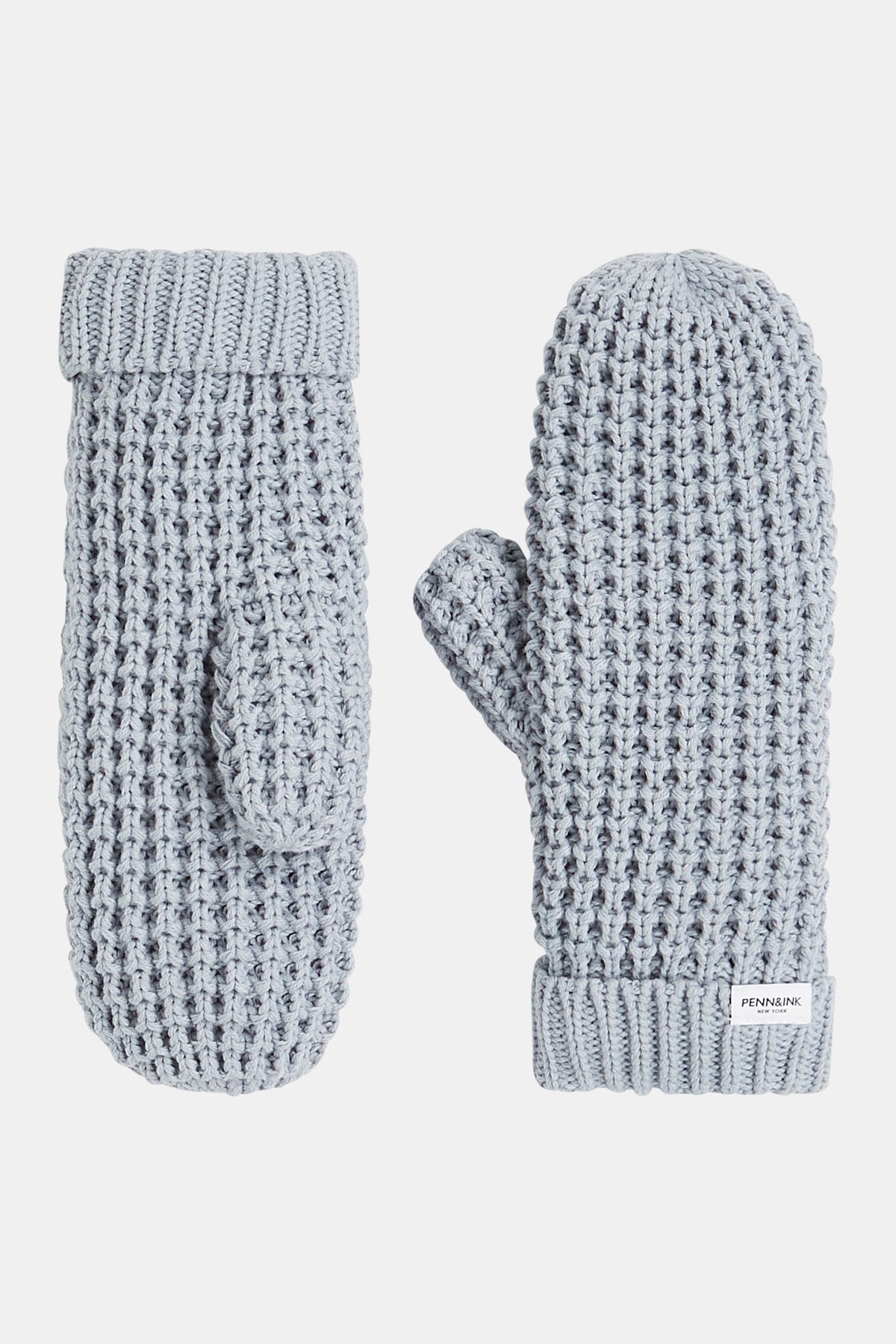 Mittens mist | Bildmaterial bereitgestellt von SHOES.PLEASE.