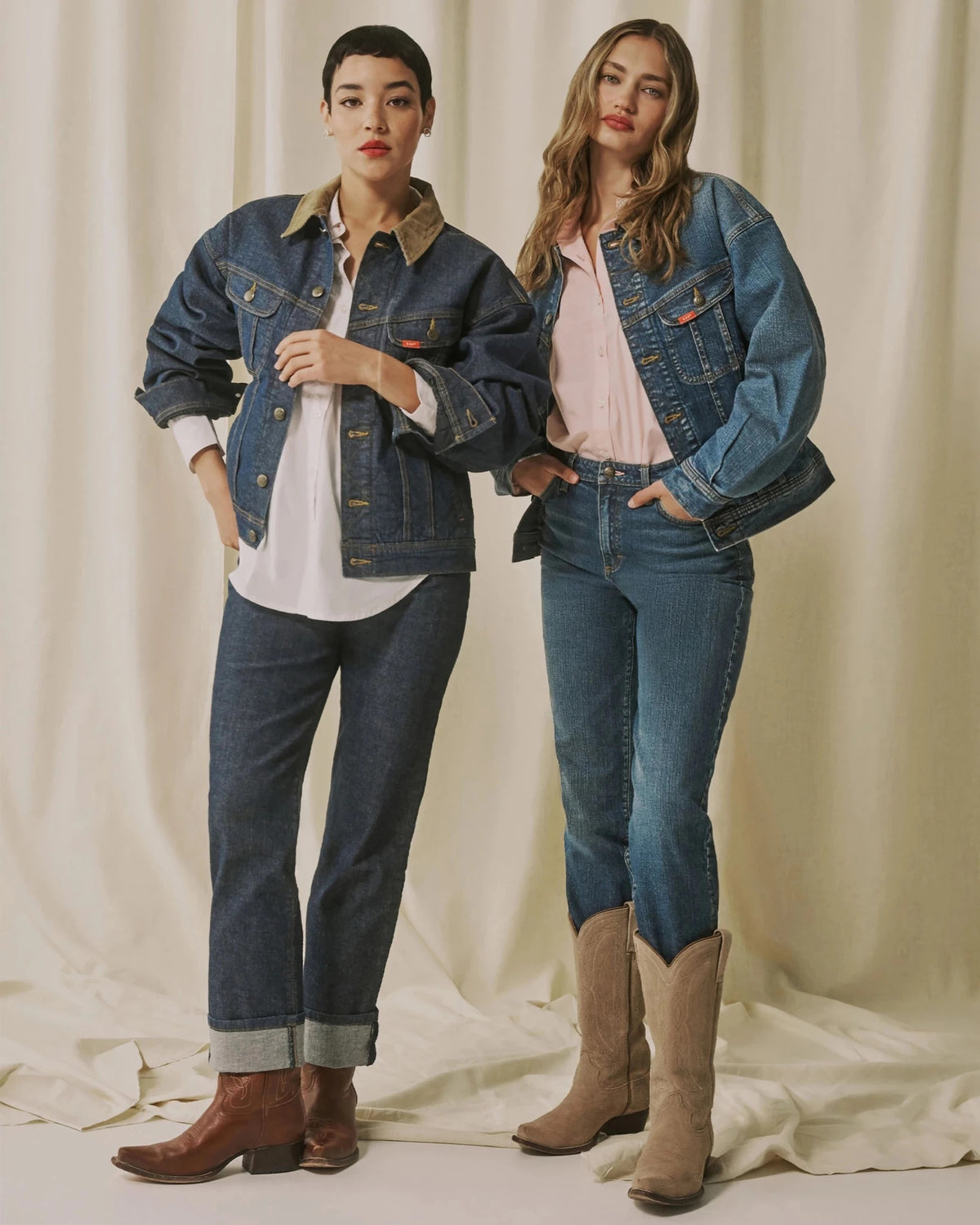 JEAN blue | Bildmaterial bereitgestellt von SHOES.PLEASE.