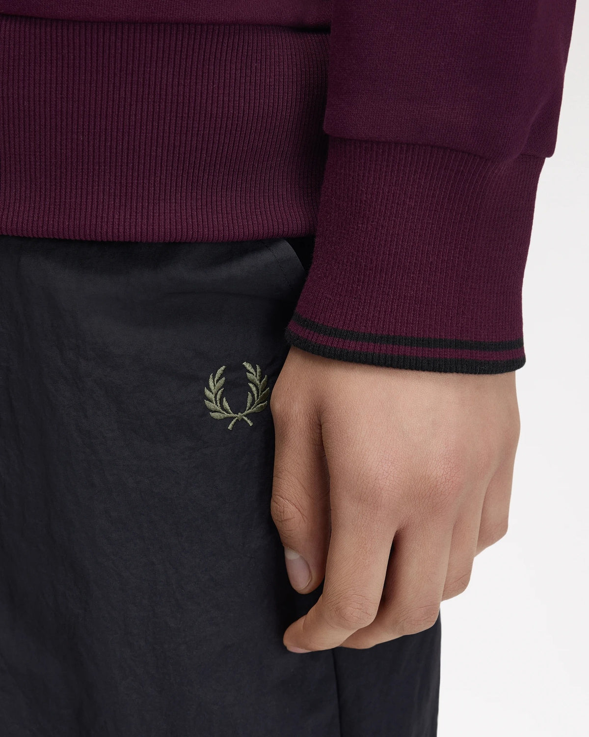 HALF ZIP COLLARED SWEATSHIRT plum | Bildmaterial bereitgestellt von SHOES.PLEASE.