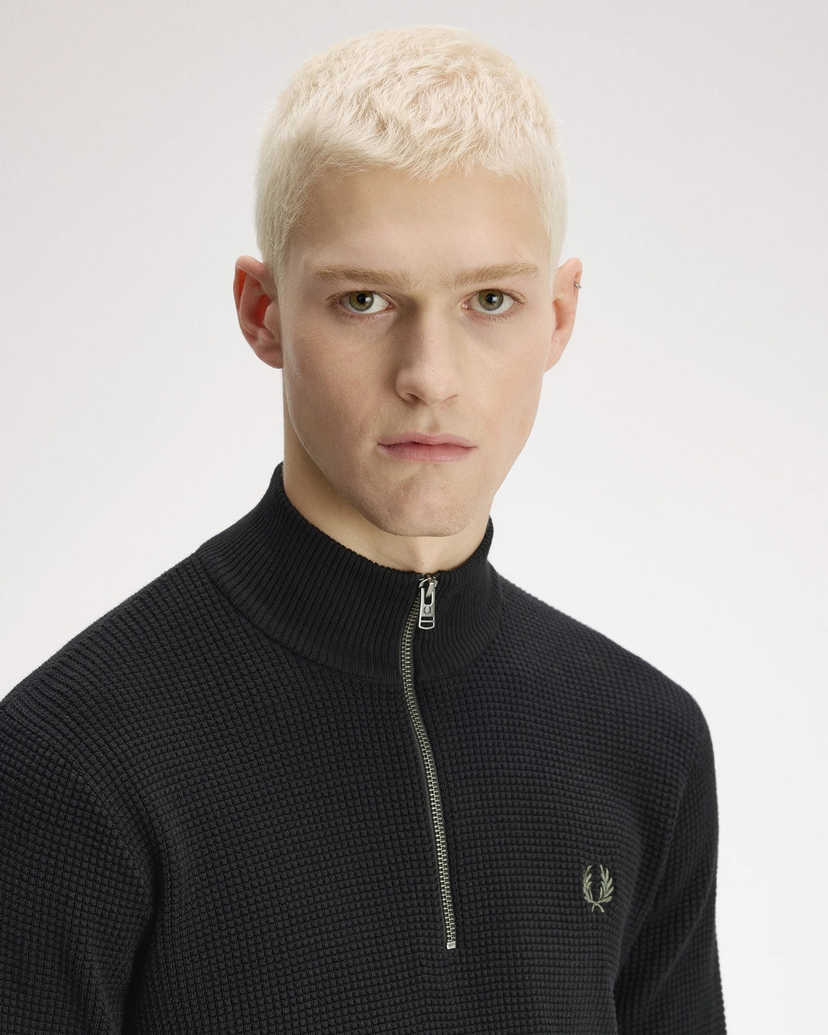 WAFFLE STITCH HALF ZIP JUMPER black | Bildmaterial bereitgestellt von SHOES.PLEASE.