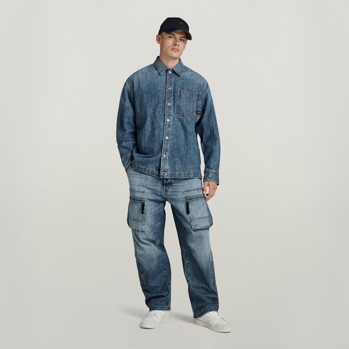 Multi Pocket Cargo Relaxed faded denali blue | Bildmaterial bereitgestellt von SHOES.PLEASE.