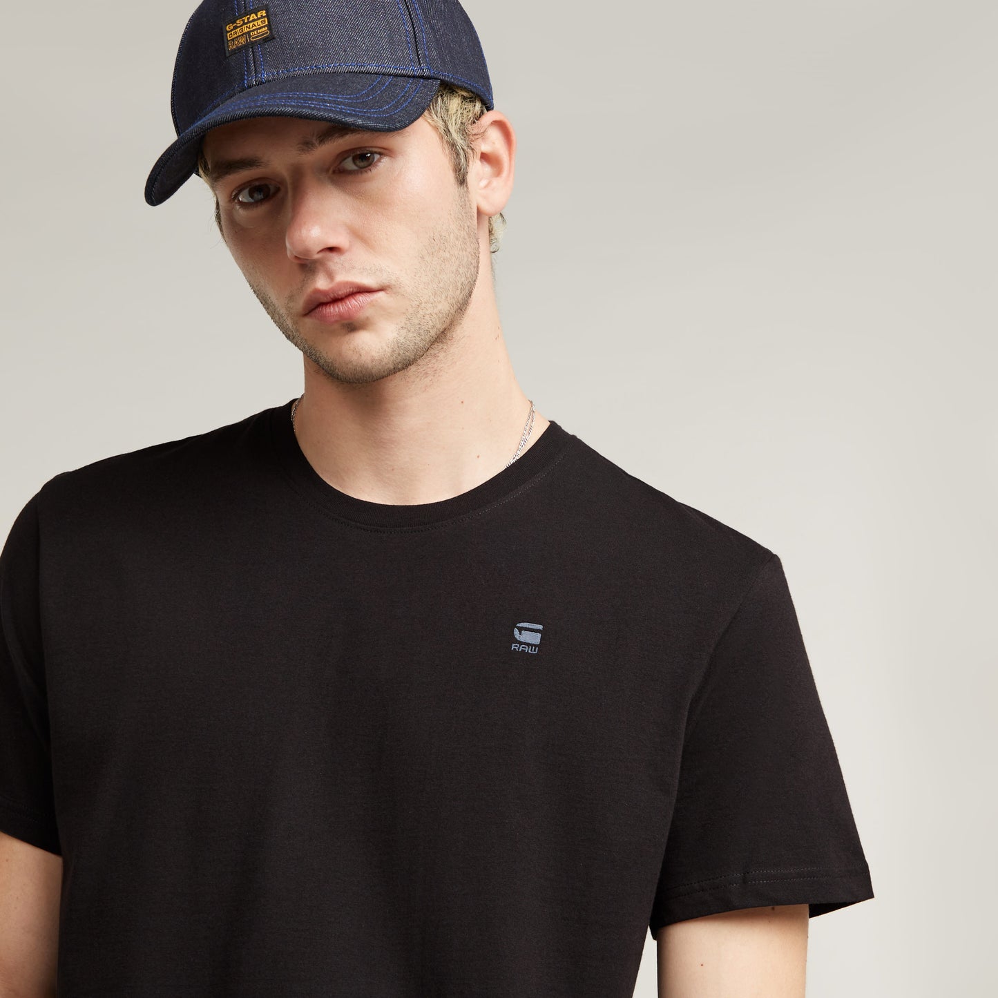 Base-S r t s/s dk black | Bildmaterial bereitgestellt von SHOES.PLEASE.