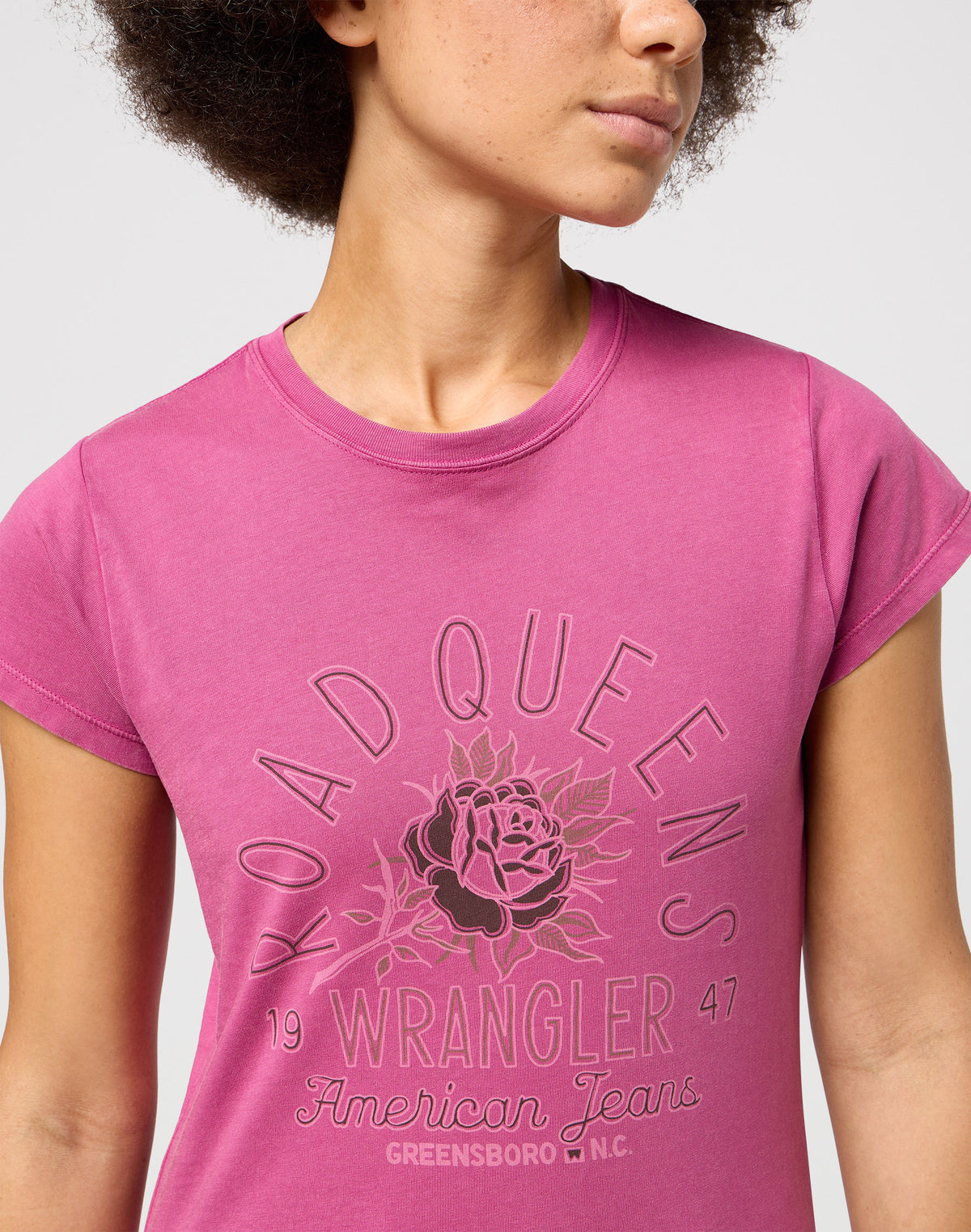 SHRUNKEN_BAND_TEE VIOLET_quarz | Bildmaterial bereitgestellt von SHOES.PLEASE.