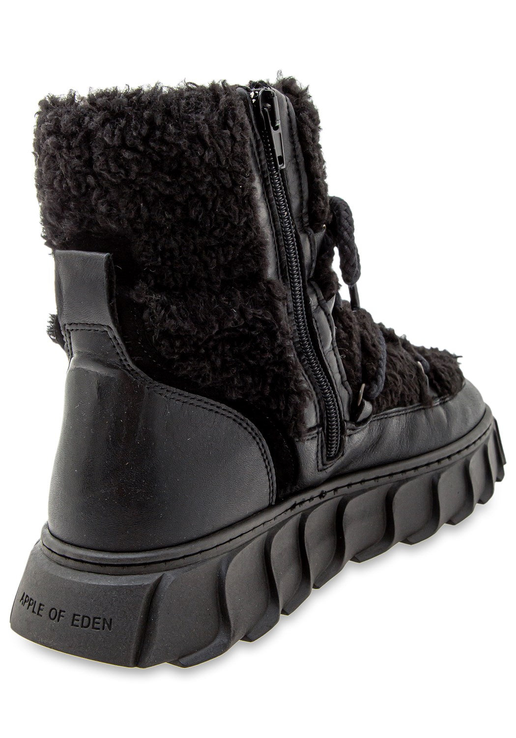 Lyla 1 black | Bildmaterial bereitgestellt von SHOES.PLEASE.