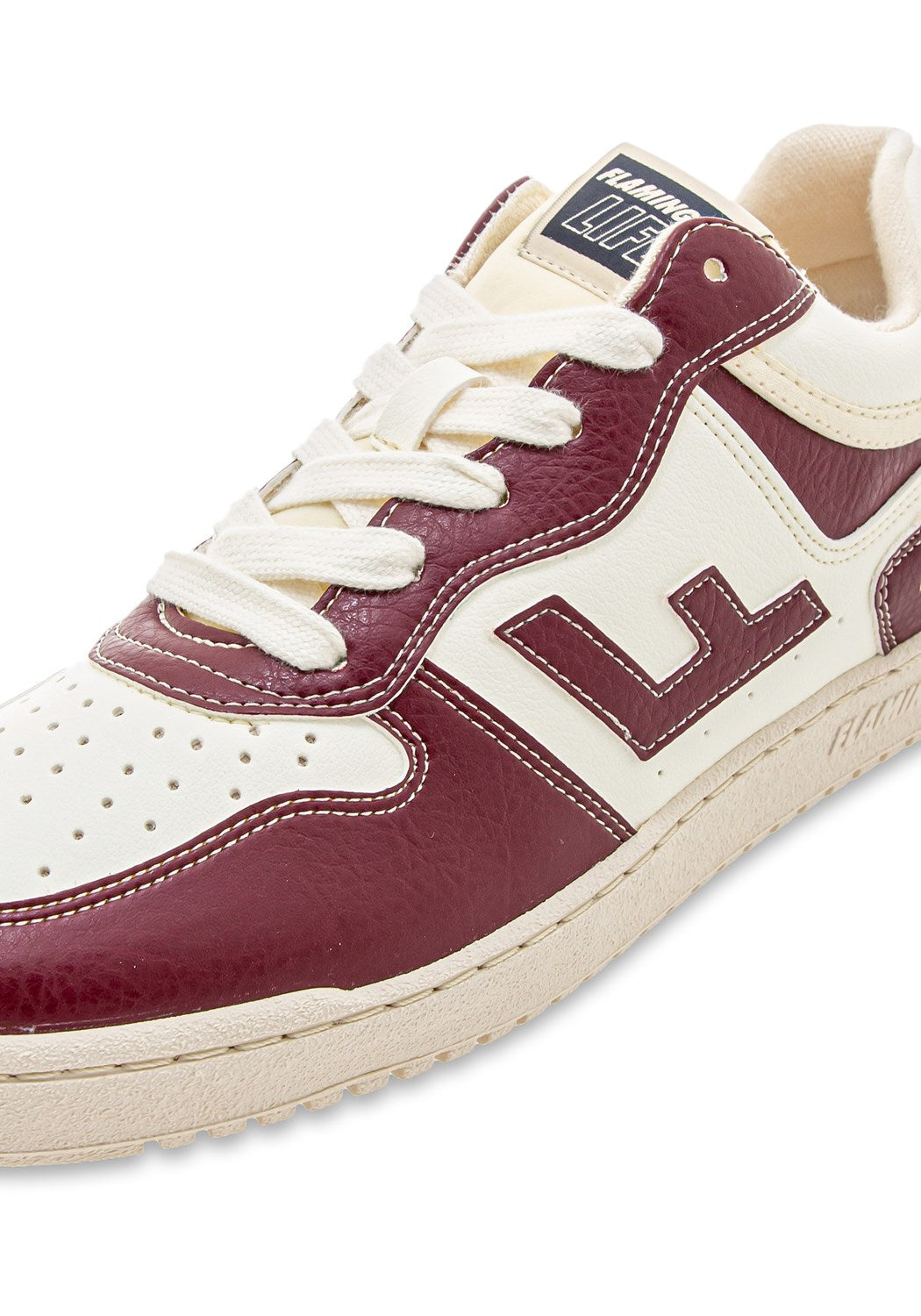 Retro´s 86s wine pearl | Bildmaterial bereitgestellt von SHOES.PLEASE.