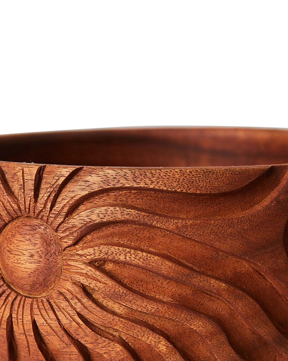 Hand carved bowl M | Bildmaterial bereitgestellt von SHOES.PLEASE.