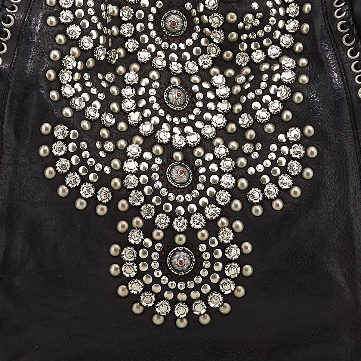 Shopping Cow +Studs black | Bildmaterial bereitgestellt von SHOES.PLEASE.