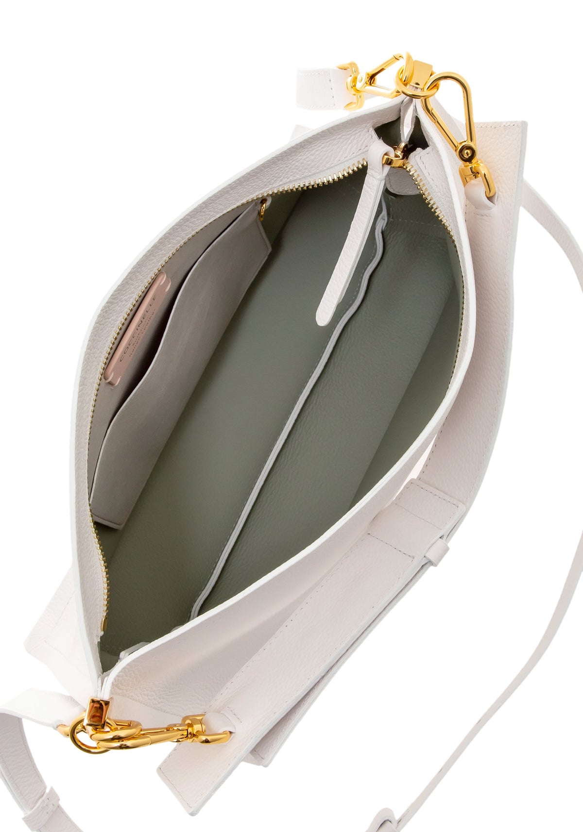 Snip bril.wh/cela.gr | Bildmaterial bereitgestellt von SHOES.PLEASE.