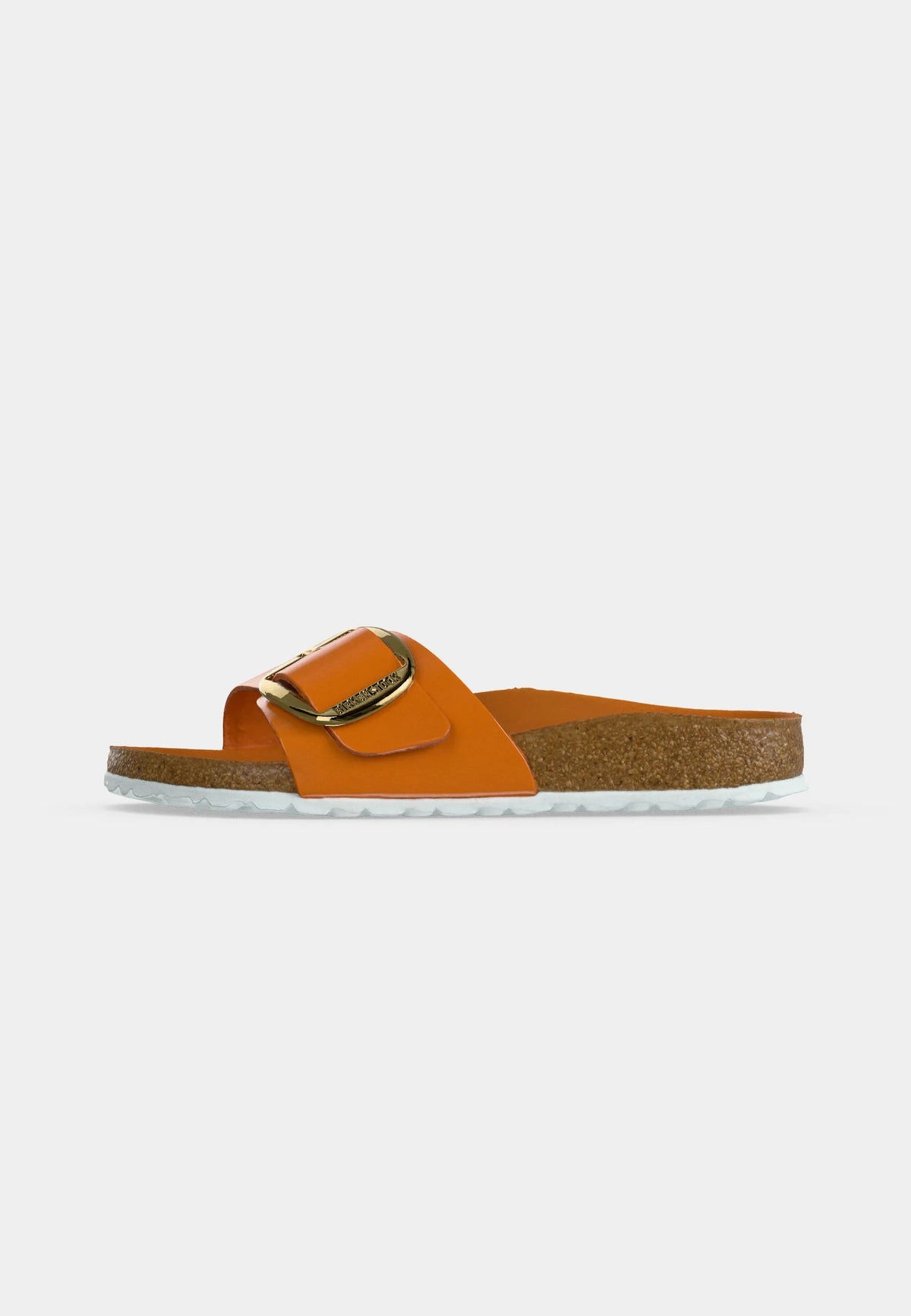 Madrid Big Buckle Natural Leather Patent Narrow high-shine kurkuma | Bildmaterial bereitgestellt von SHOES.PLEASE.