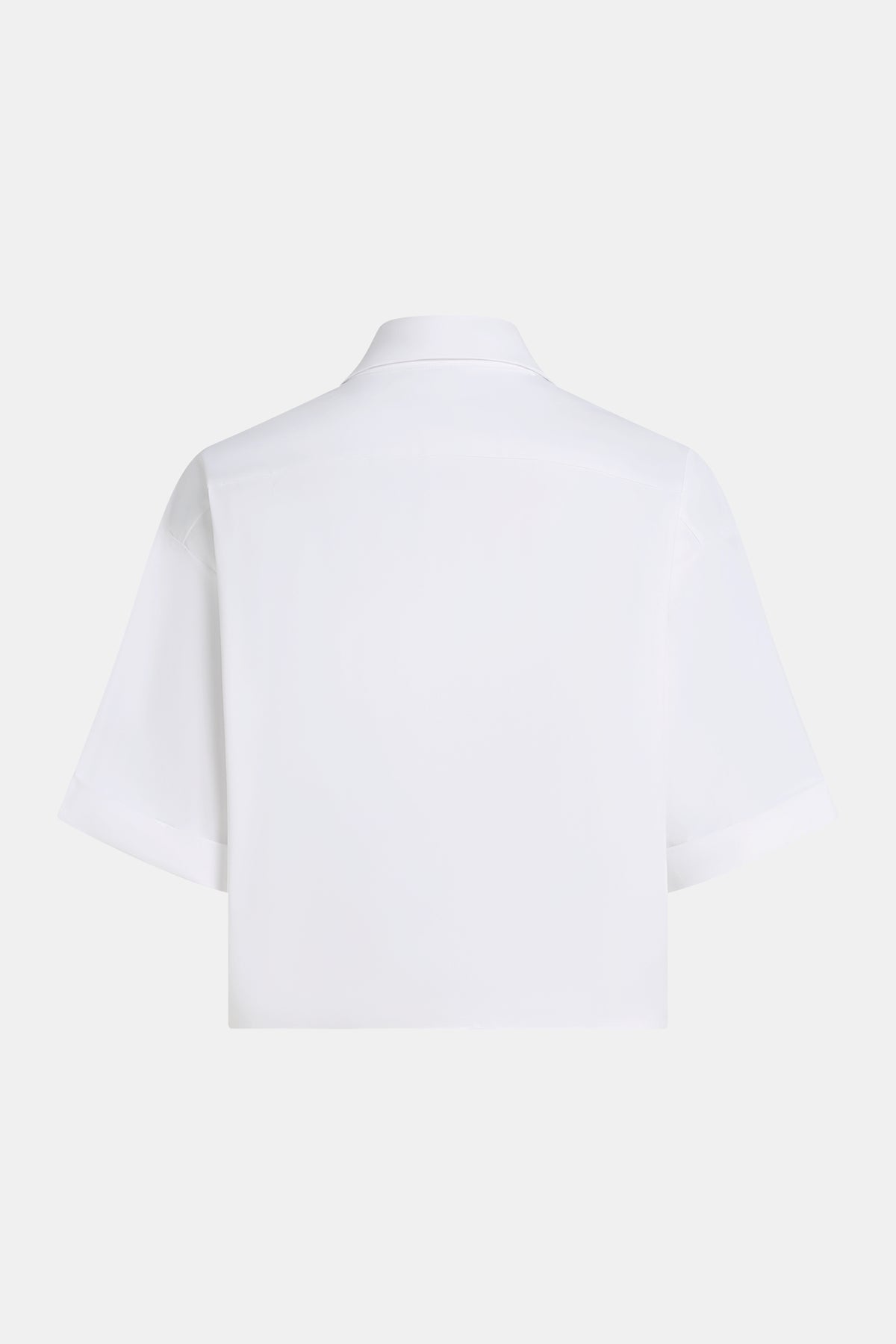 Blouse white | Bildmaterial bereitgestellt von SHOES.PLEASE.
