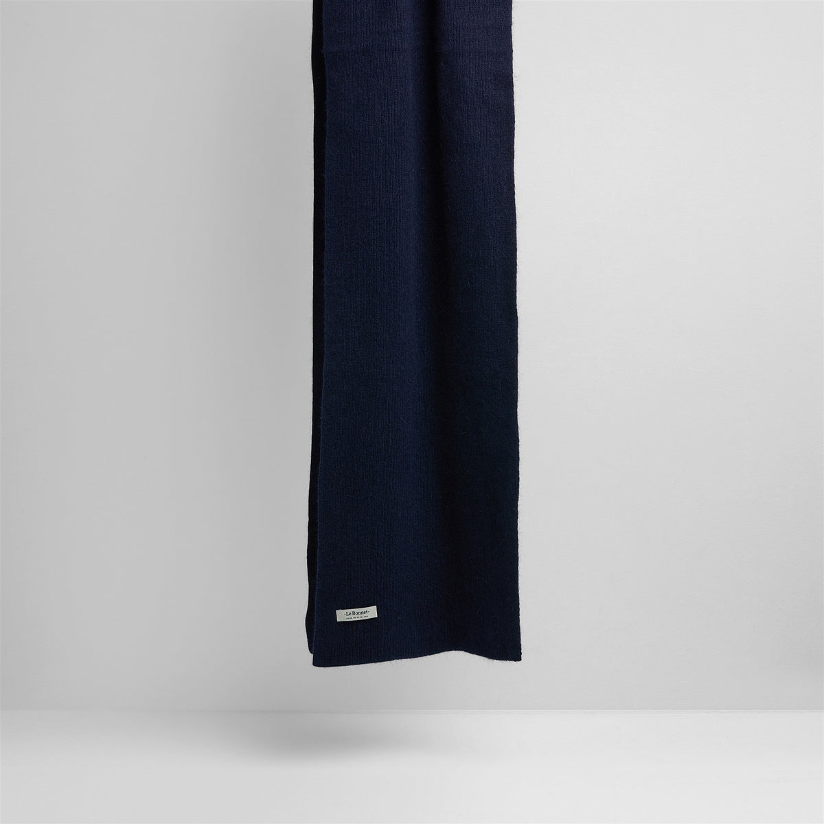 Scarf SCA-002 midnight | Bildmaterial bereitgestellt von SHOES.PLEASE.