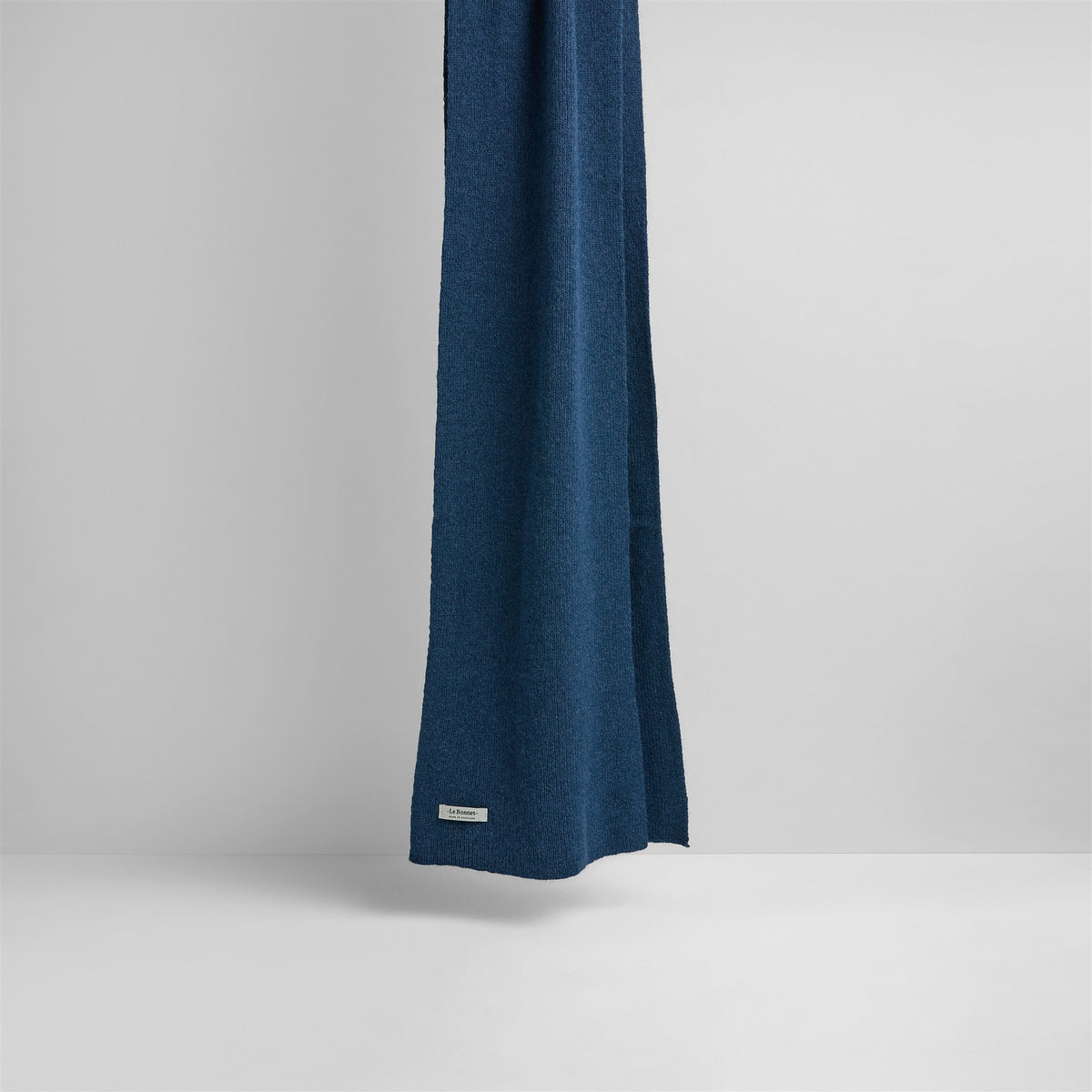 Scarf SCA-034 steel | Bildmaterial bereitgestellt von SHOES.PLEASE.