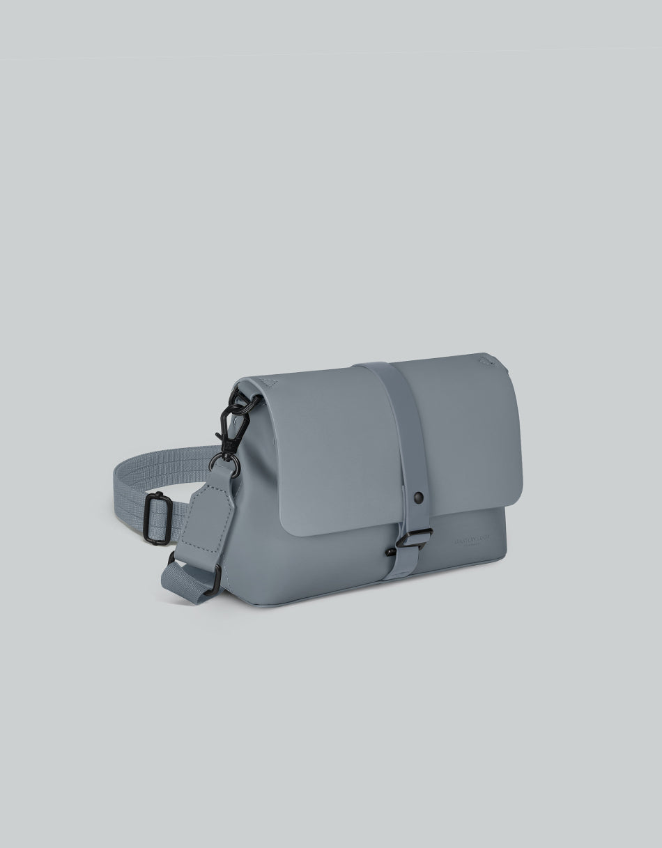 Spläsh Crossbody Bag granite | Bildmaterial bereitgestellt von SHOES.PLEASE.