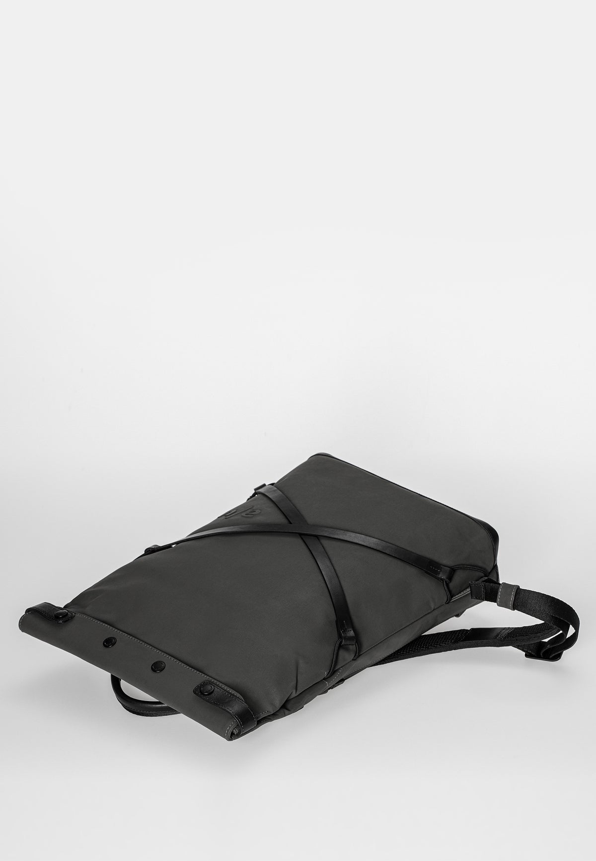Yokohama Rucksack 13" volcanic ash | Bildmaterial bereitgestellt von SHOES.PLEASE.