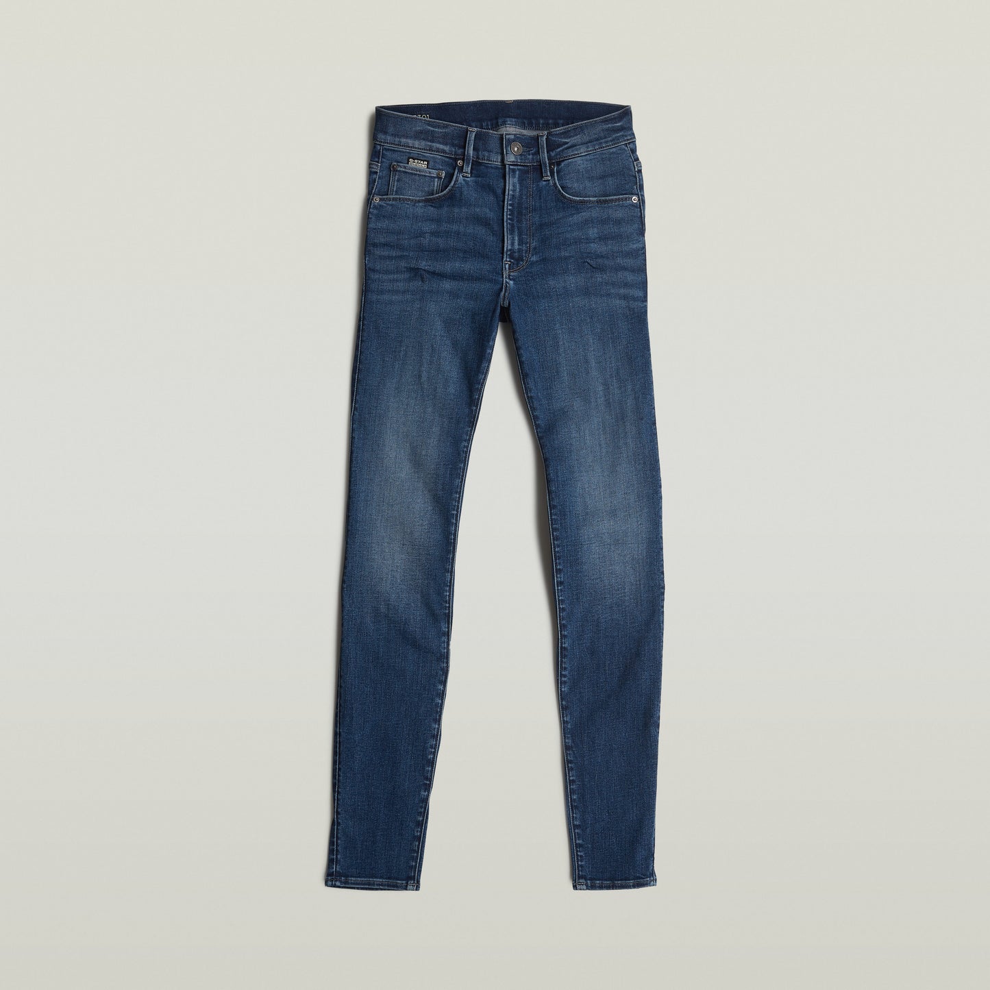 3301 Skinny Wmn medium aged | Bildmaterial bereitgestellt von SHOES.PLEASE.