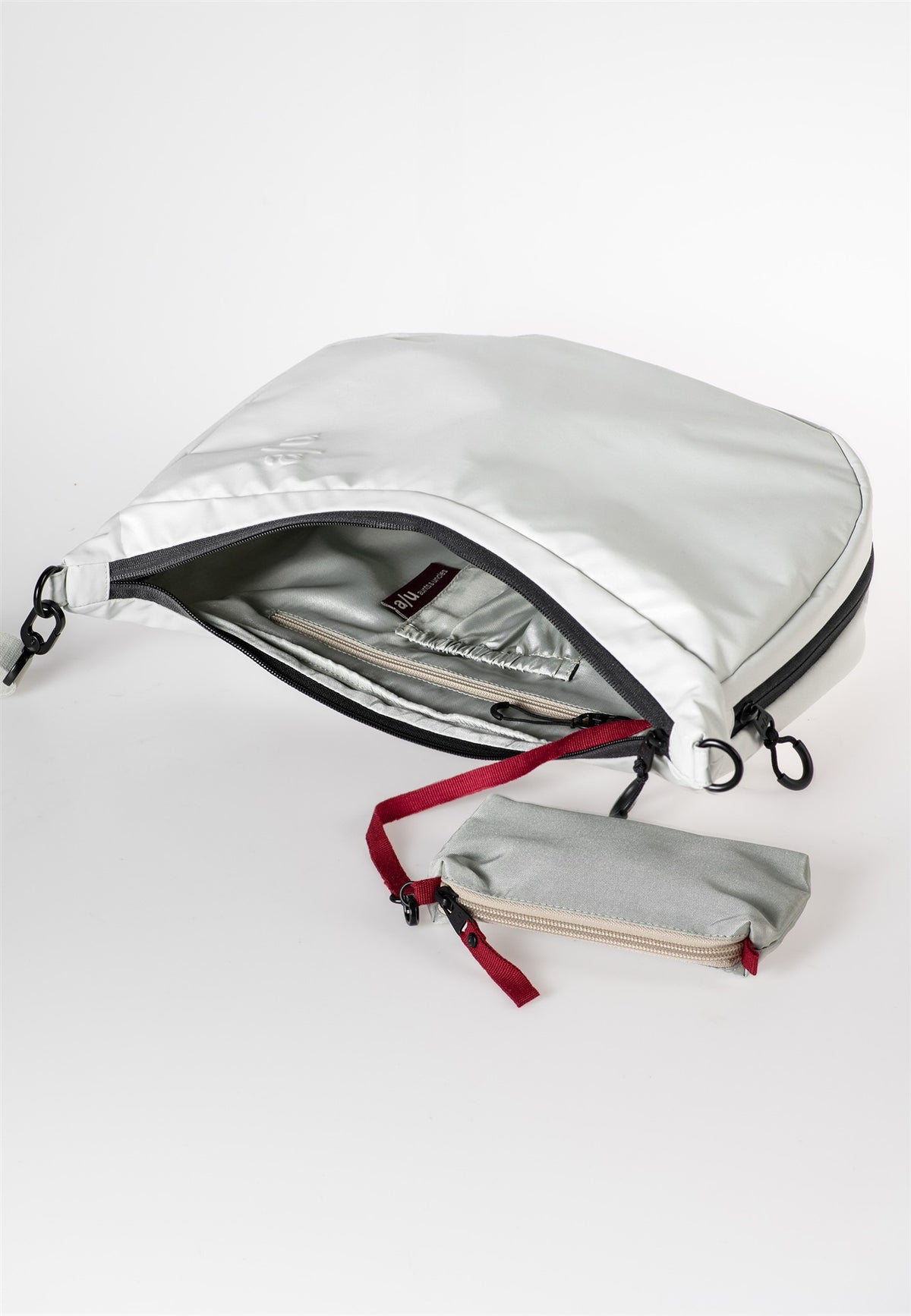 Koyoshi RE Halfmoon Bag Japan RE cloud nine | Bildmaterial bereitgestellt von SHOES.PLEASE.