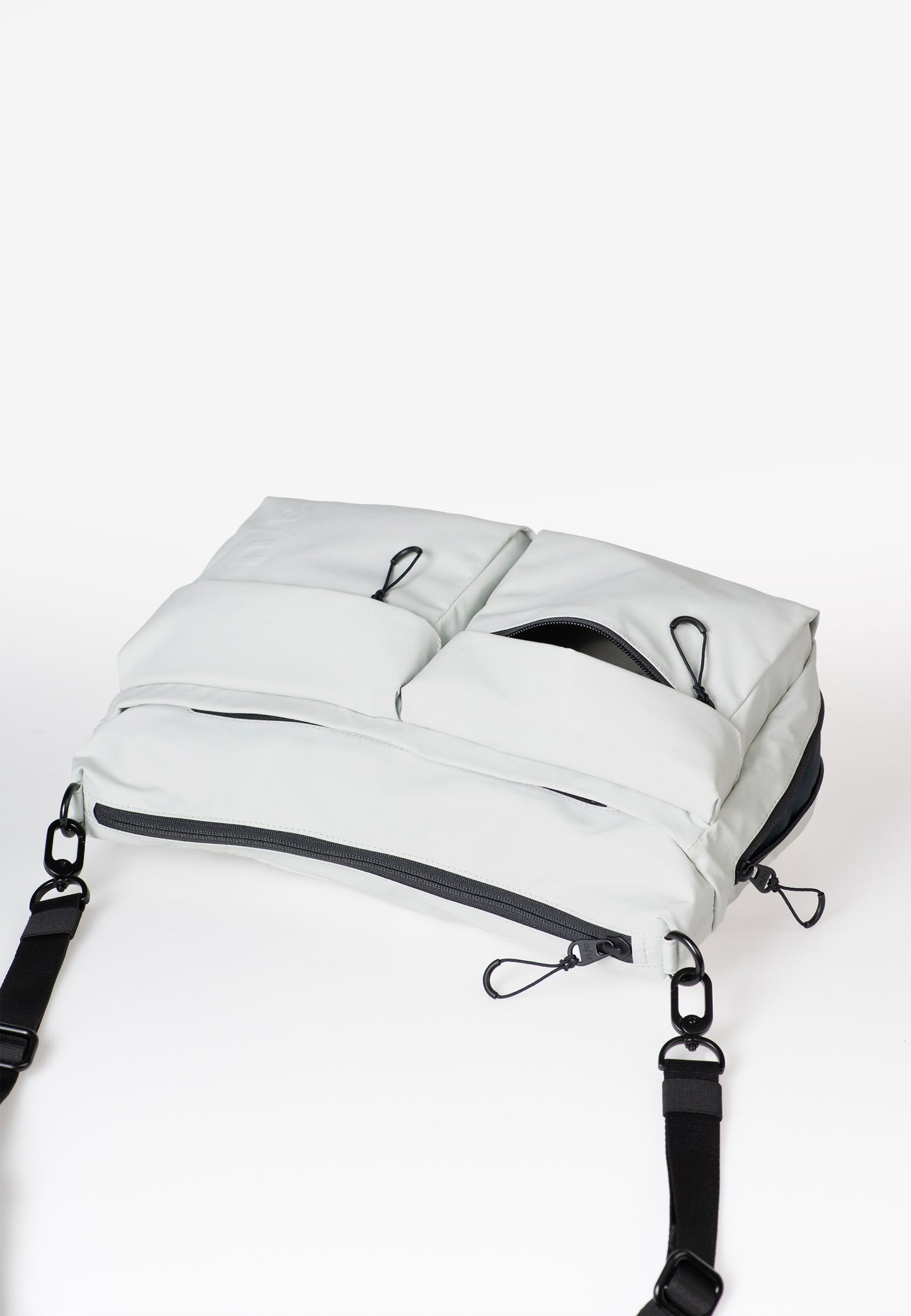 Omono Umhängetasche Japan RE LITE cloud nine | Bildmaterial bereitgestellt von SHOES.PLEASE.