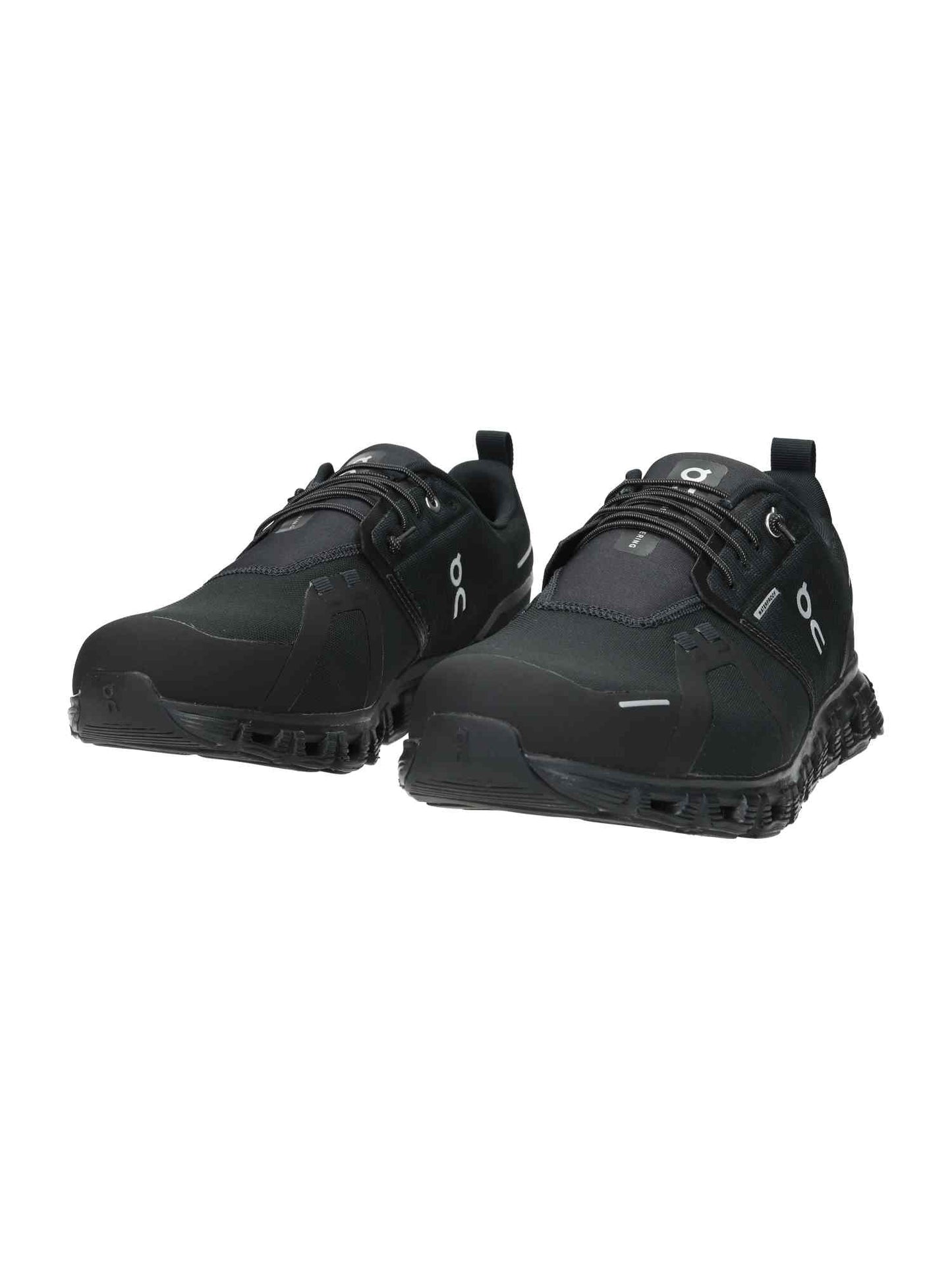 ON Schuhe Herren Cloud 6 WP M schwarz | Bildmaterial bereitgestellt von SHOES.PLEASE.