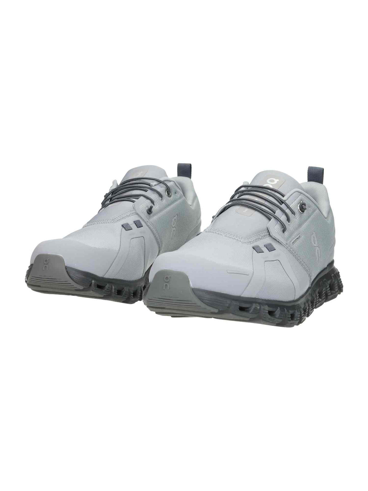 3MF10063030 M Cloud 6 WP alloy/wolf | Bildmaterial bereitgestellt von SHOES.PLEASE.