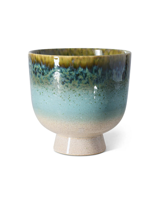 Retro flower pot lagoon