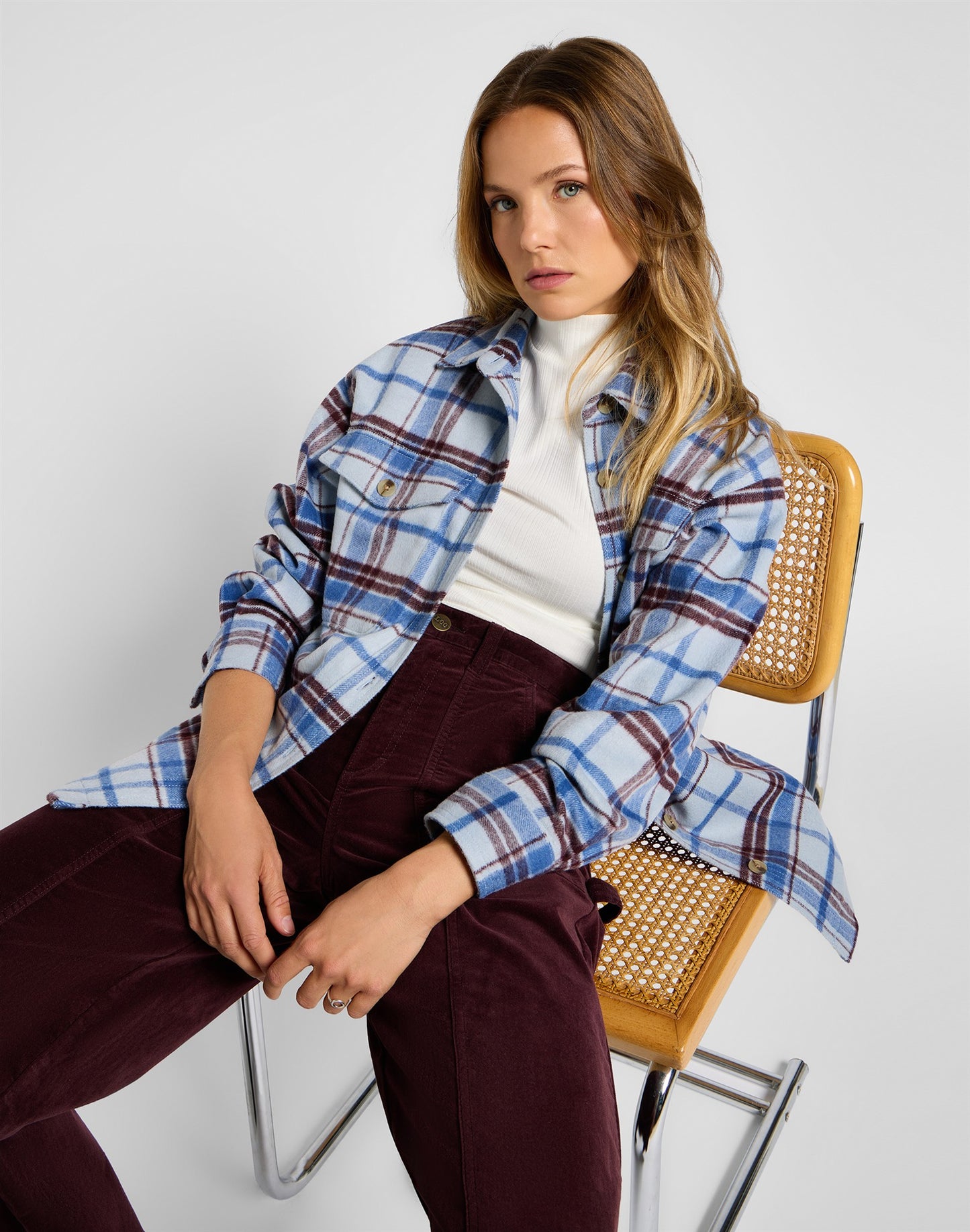 WORKING_WEST_OVERSHIRT EXPLODED_SHY | Bildmaterial bereitgestellt von SHOES.PLEASE.