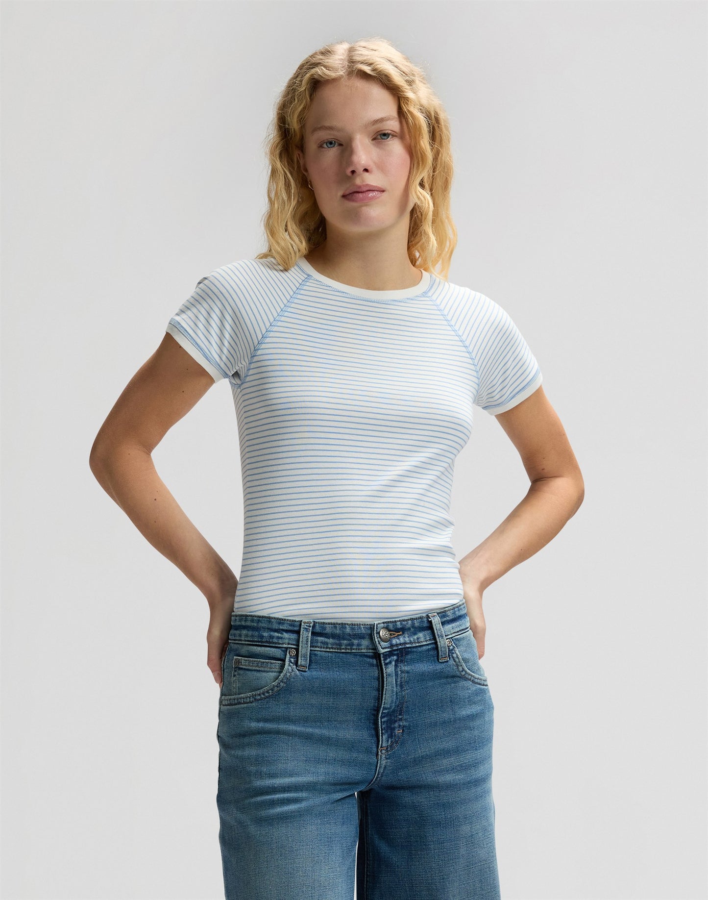 BABY TEE halogen stripe | Bildmaterial bereitgestellt von SHOES.PLEASE.