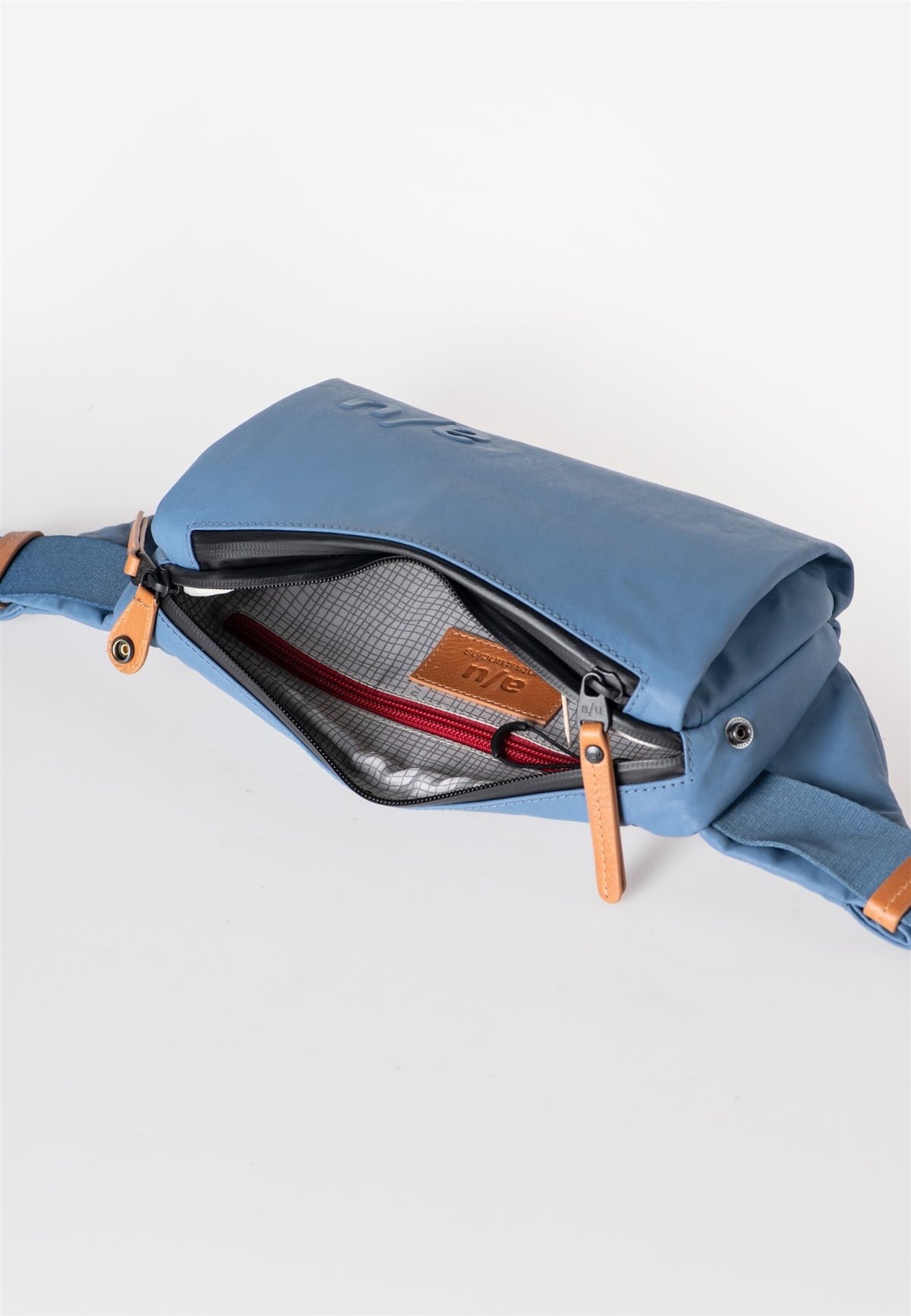 Himeji Gürteltasche Japan blue jeans | Bildmaterial bereitgestellt von SHOES.PLEASE.