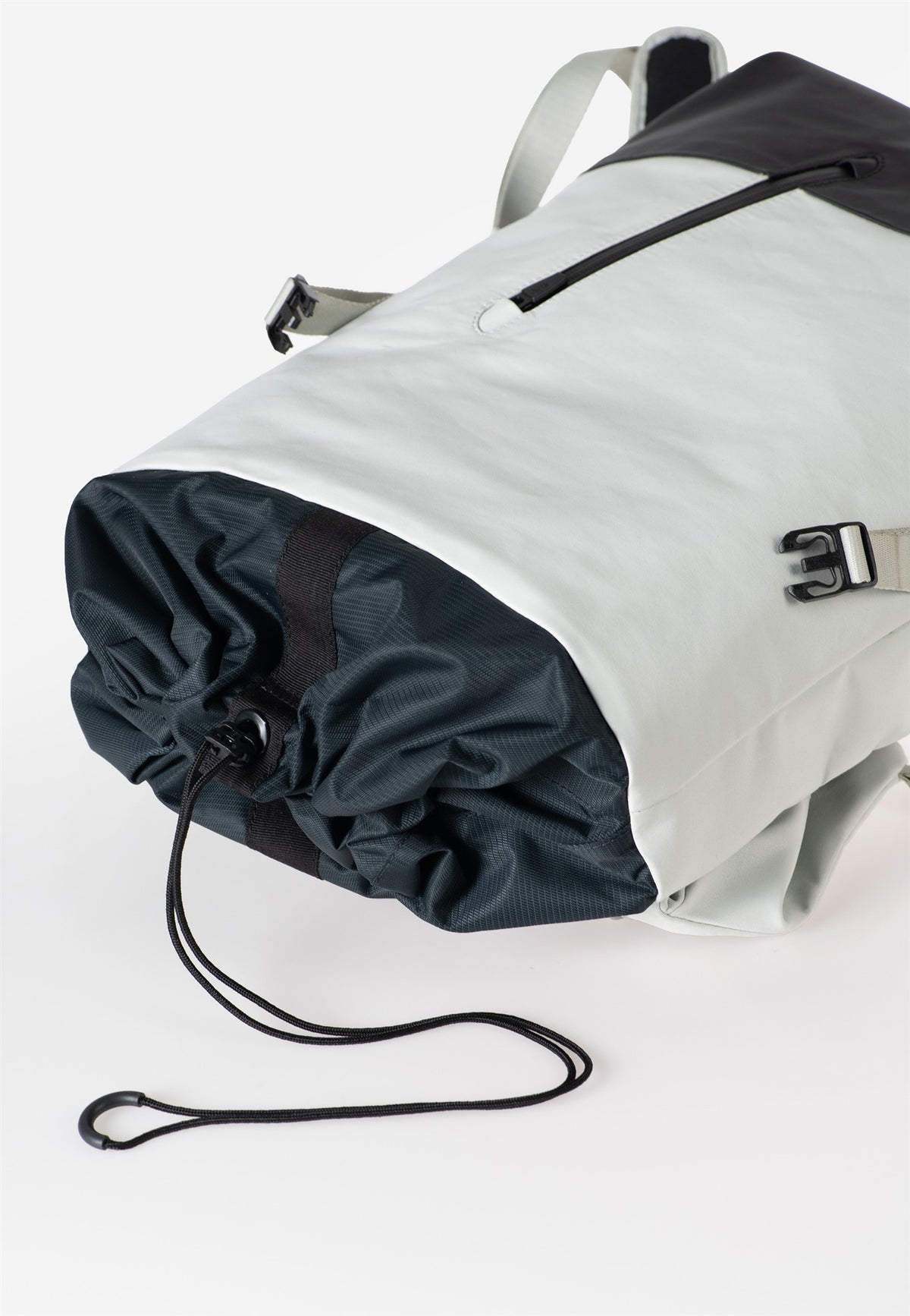Niyodo RE Rucksack Japan RE cloud nine | Bildmaterial bereitgestellt von SHOES.PLEASE.