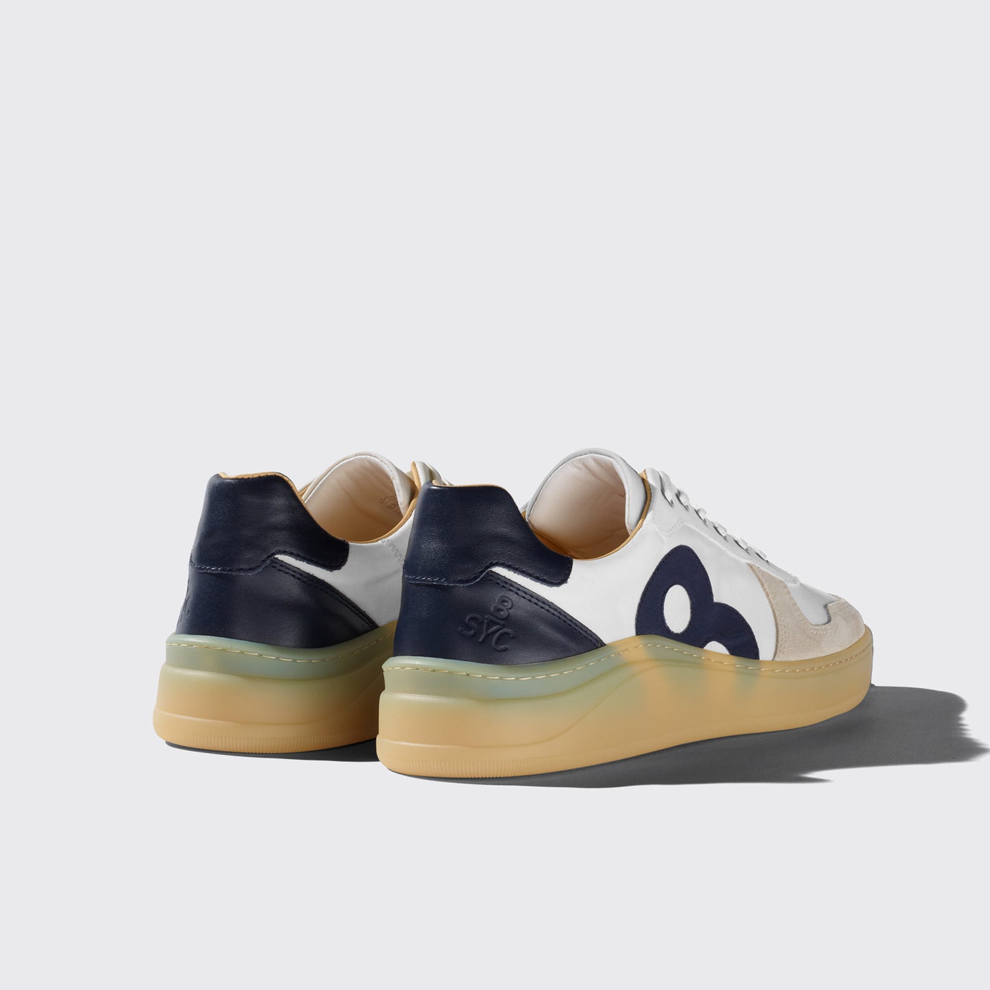 Galapagos Island gum marine | Bildmaterial bereitgestellt von SHOES.PLEASE.