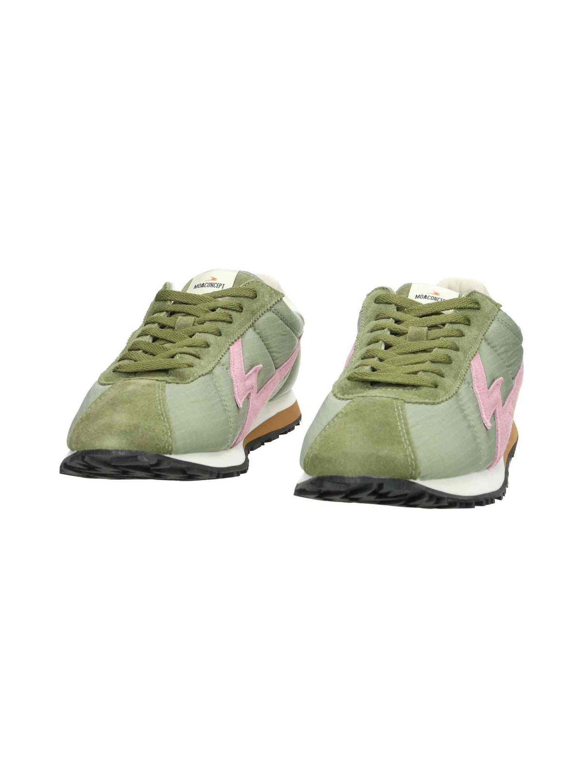 M Powder Pink Logo And Details khaki green | Bildmaterial bereitgestellt von SHOES.PLEASE.