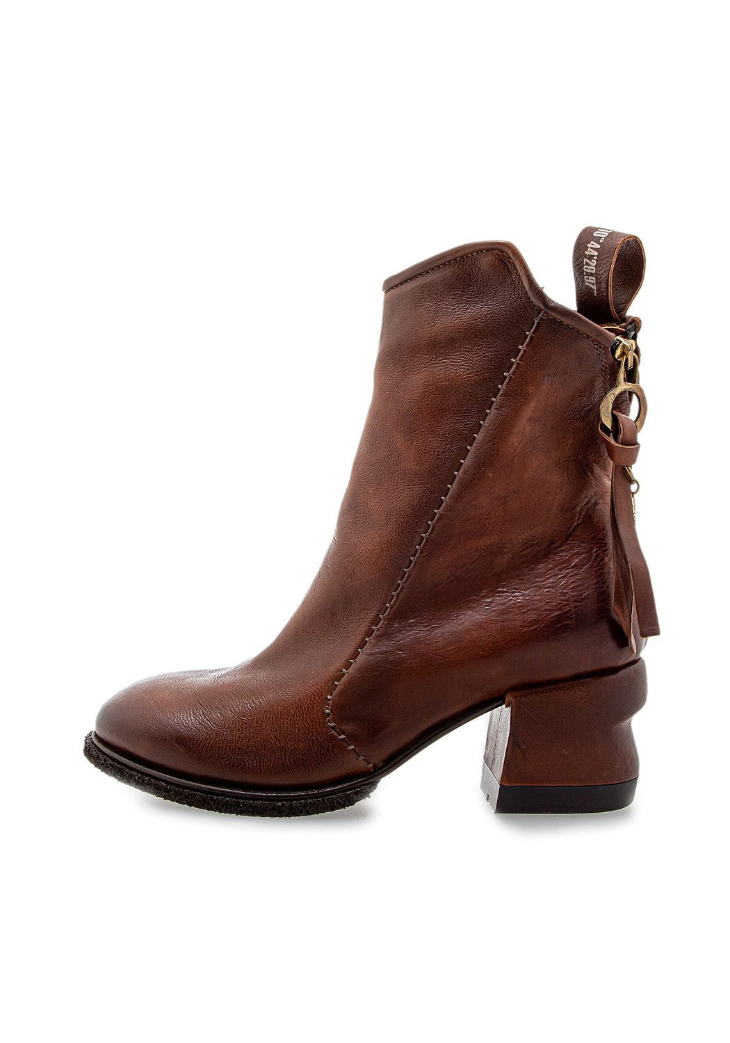 B01202-0201-6871 calvados | Bildmaterial bereitgestellt von SHOES.PLEASE.