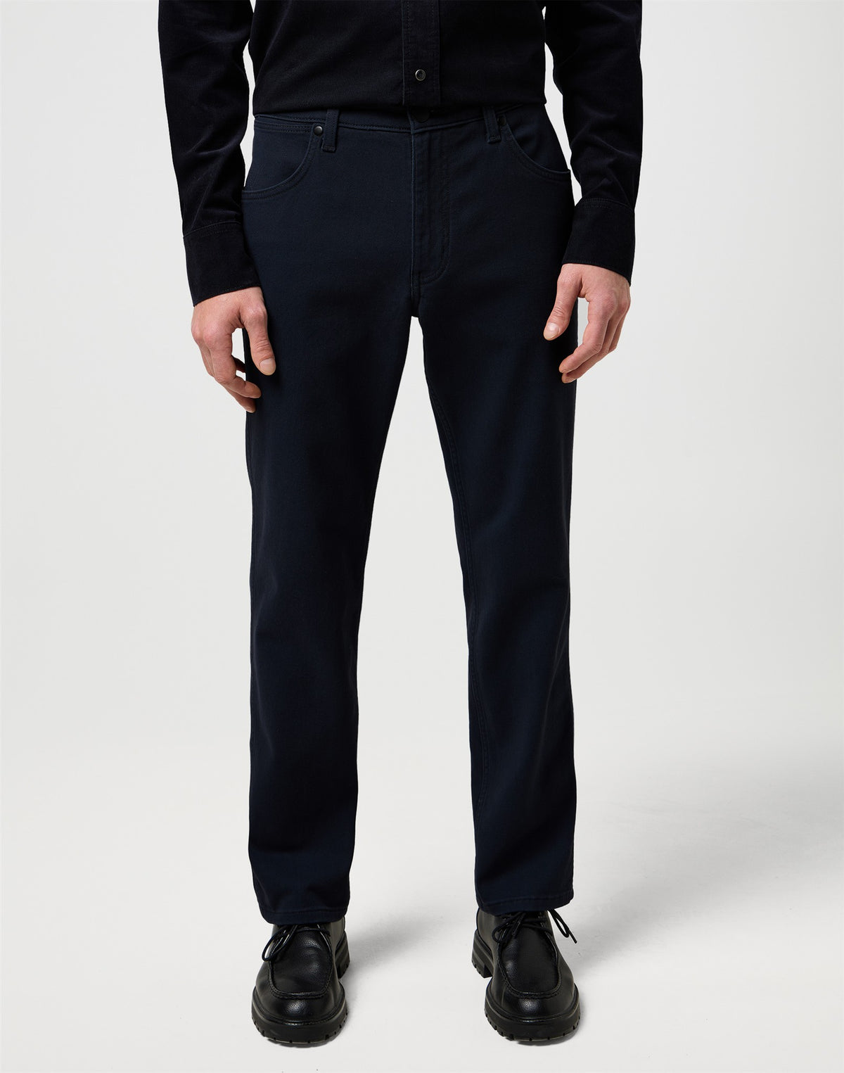 GREENSBORO cold steel | Bildmaterial bereitgestellt von SHOES.PLEASE.