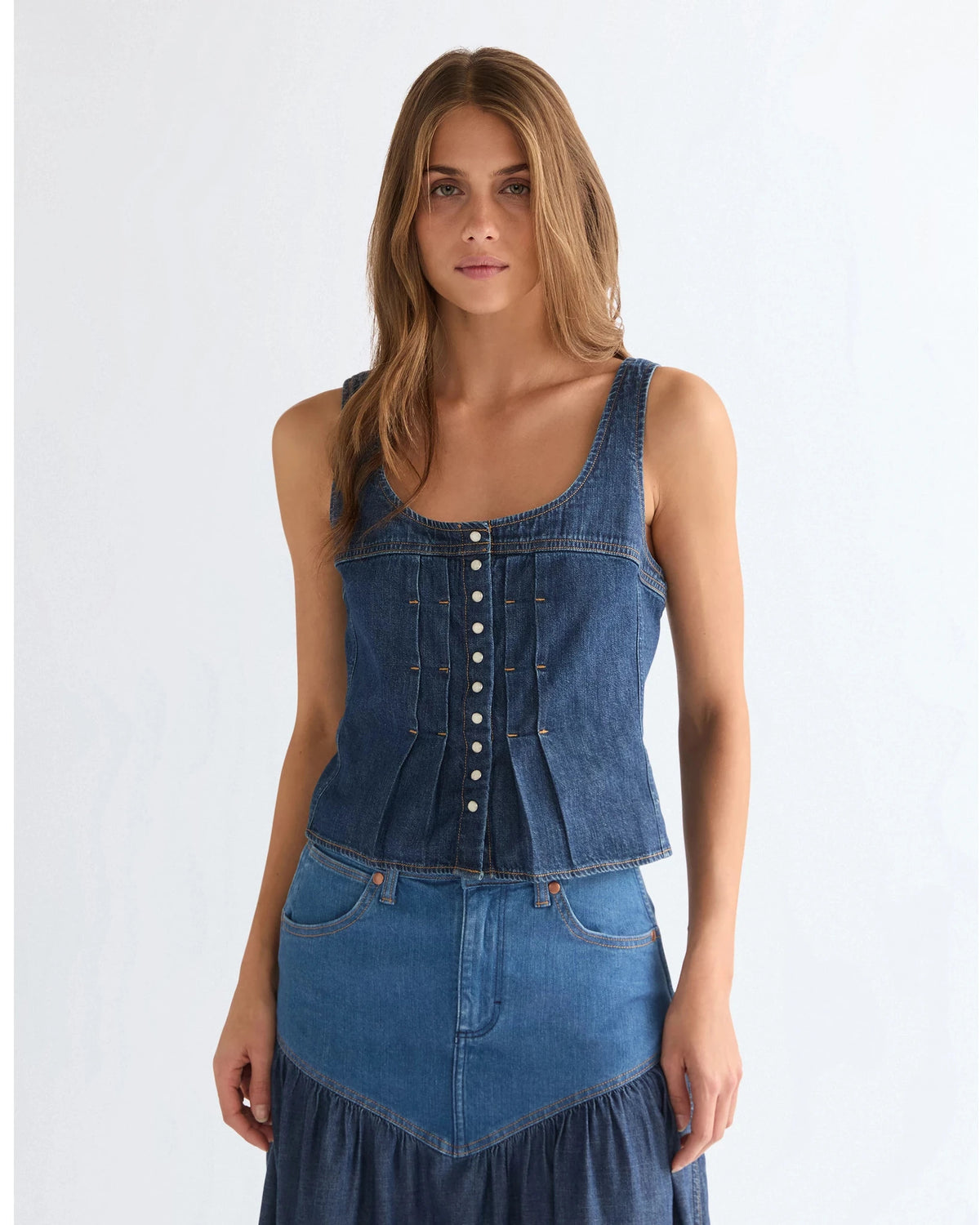PLEATED CORSET TOP lone rider | Bildmaterial bereitgestellt von SHOES.PLEASE.