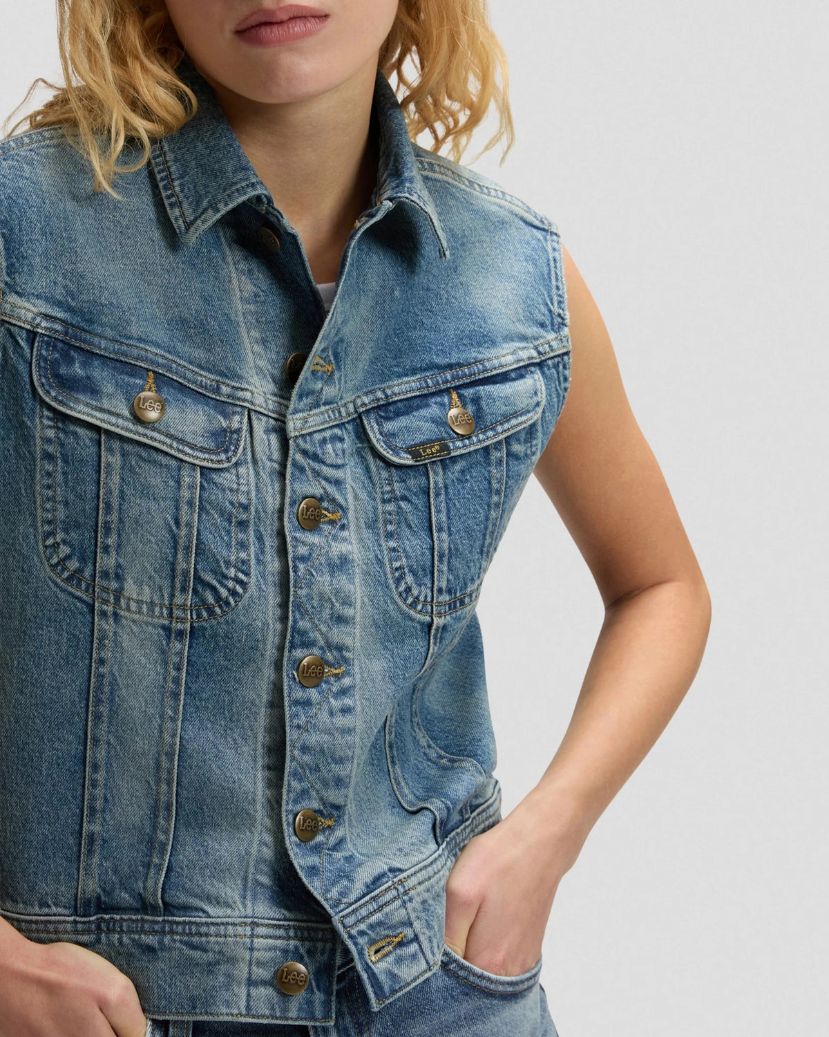 RIDER VEST serene shade | Bildmaterial bereitgestellt von SHOES.PLEASE.