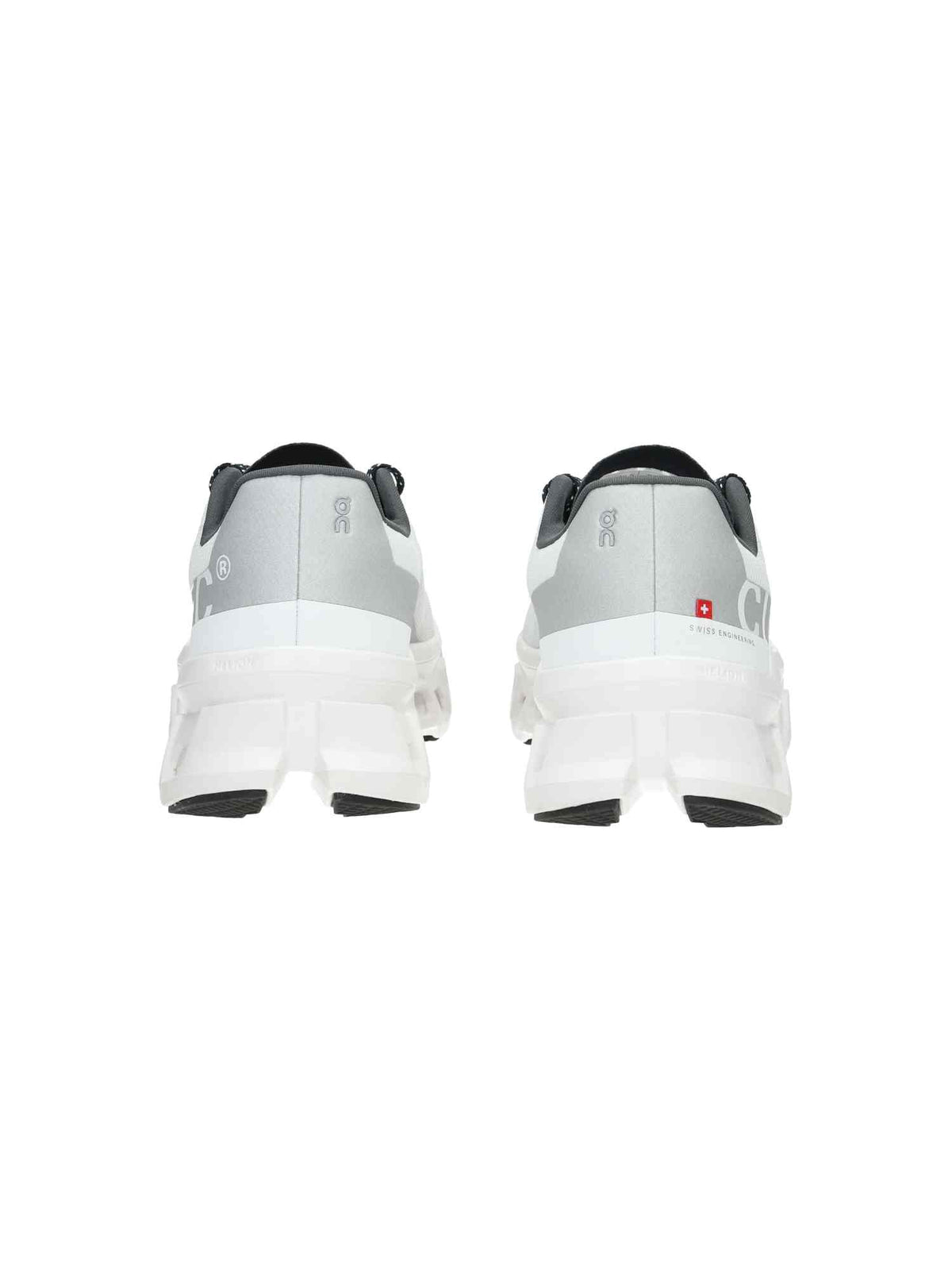 61.98434 M Cloudmonster all white | Bildmaterial bereitgestellt von SHOES.PLEASE.