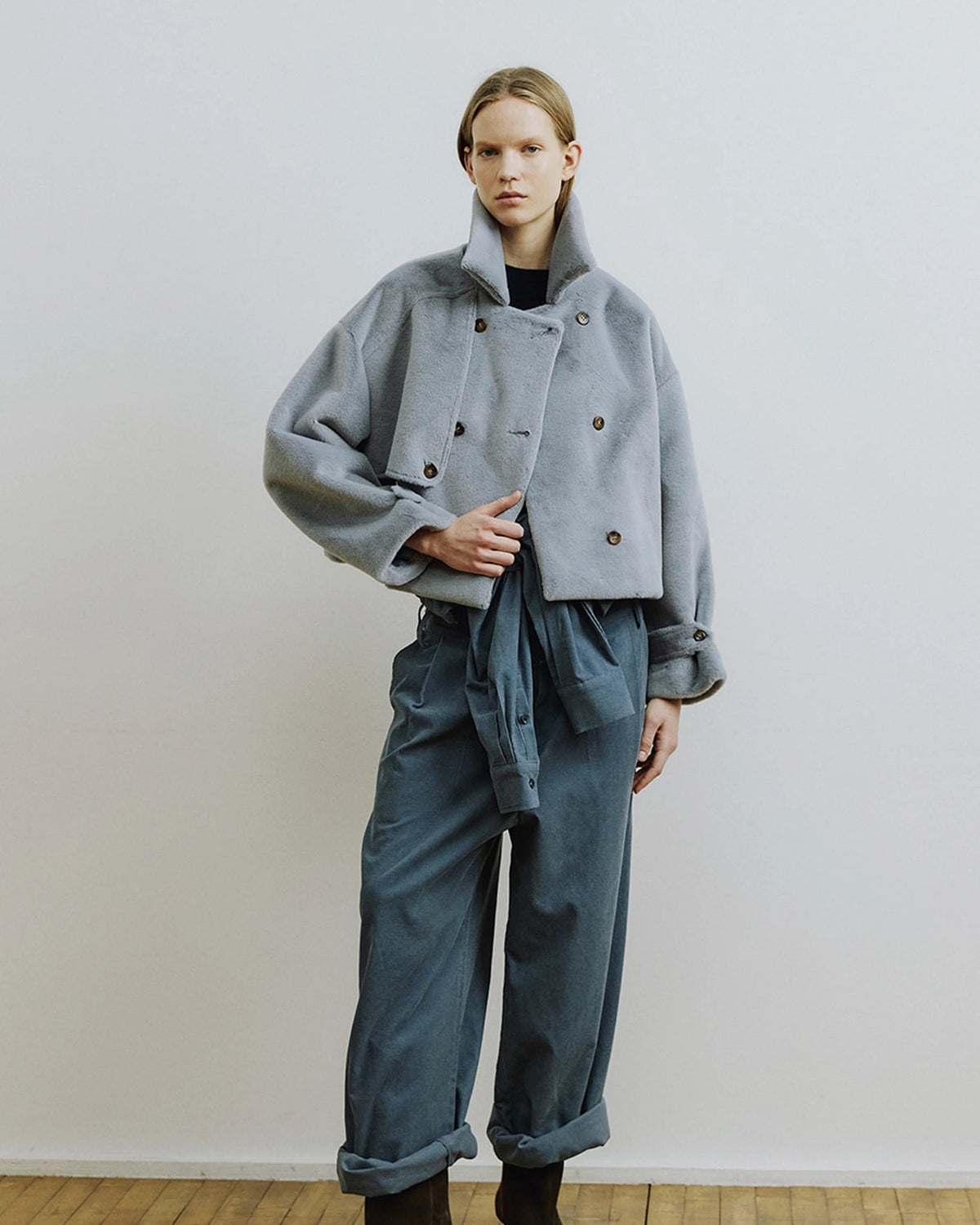 Cley Cropped Trench Jacket steel | Bildmaterial bereitgestellt von SHOES.PLEASE.