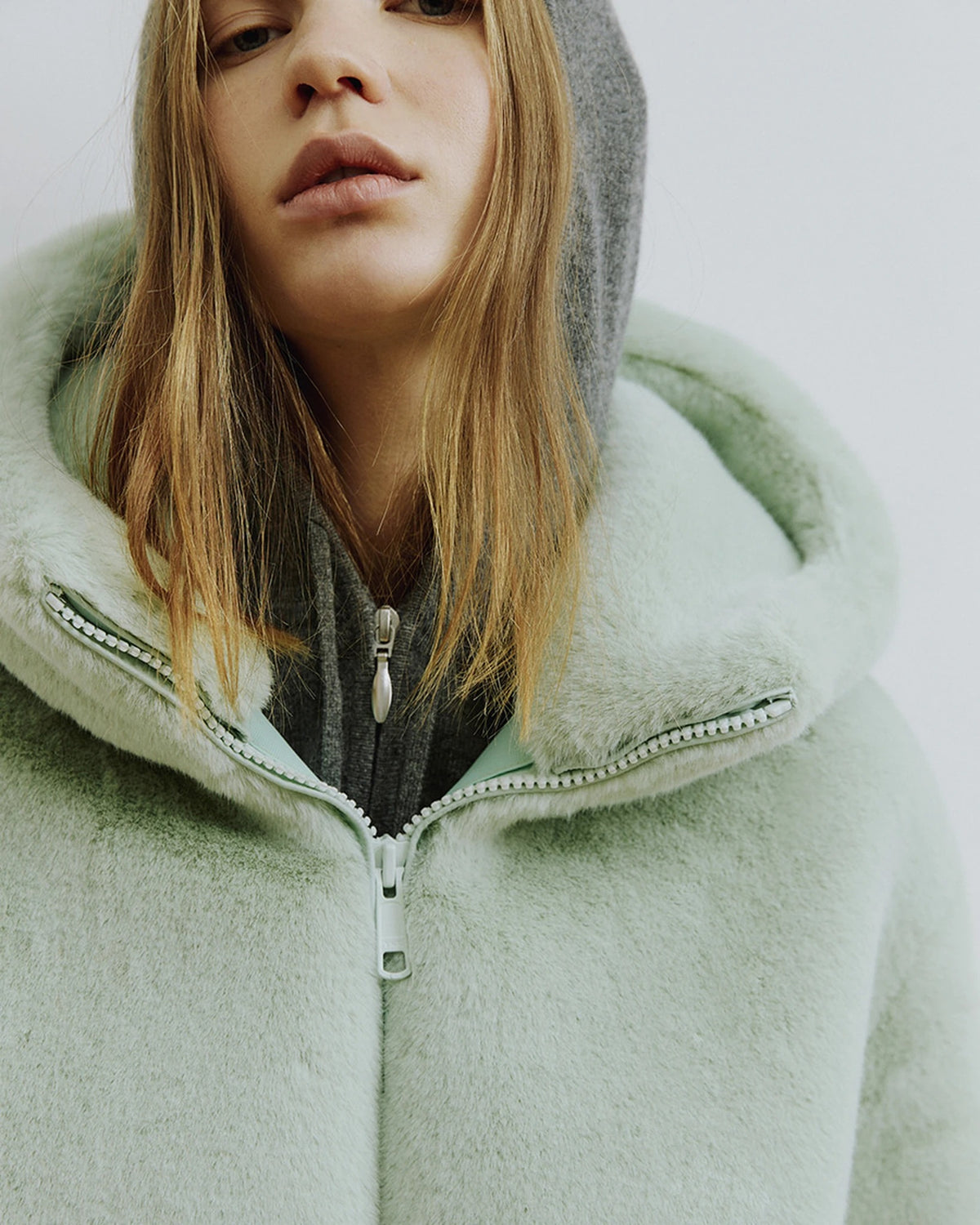 Comely L Hoody Zipup Coat lightmintgreen | Bildmaterial bereitgestellt von SHOES.PLEASE.