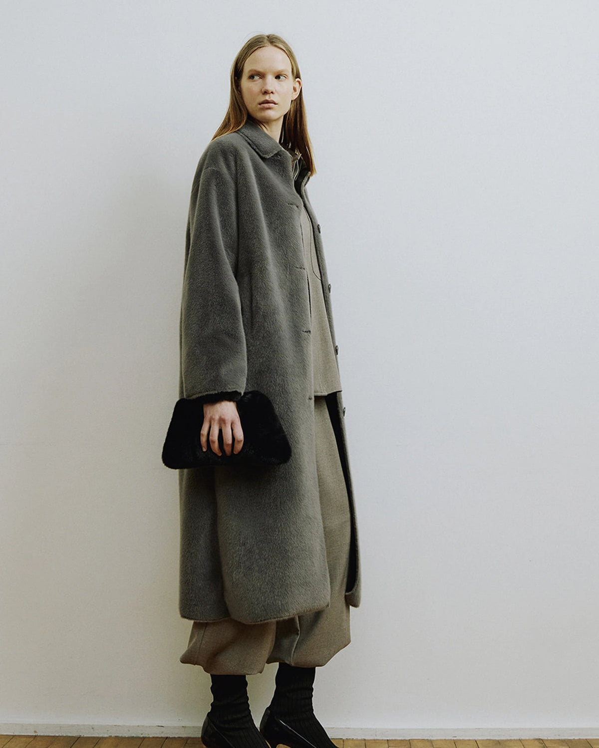 Lungo Coat darkgrey | Bildmaterial bereitgestellt von SHOES.PLEASE.
