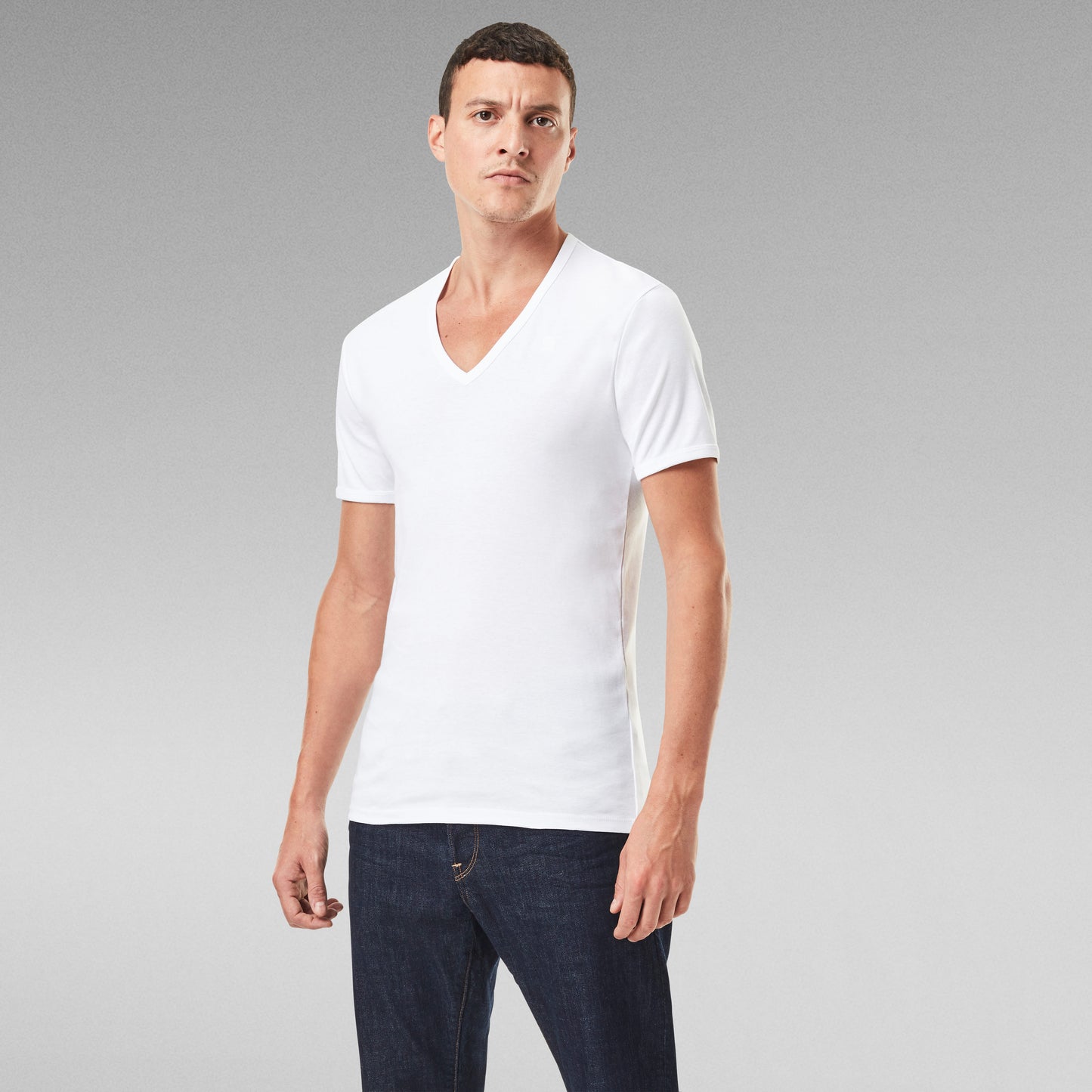 Base v t s\s 2-pack white | Bildmaterial bereitgestellt von SHOES.PLEASE.