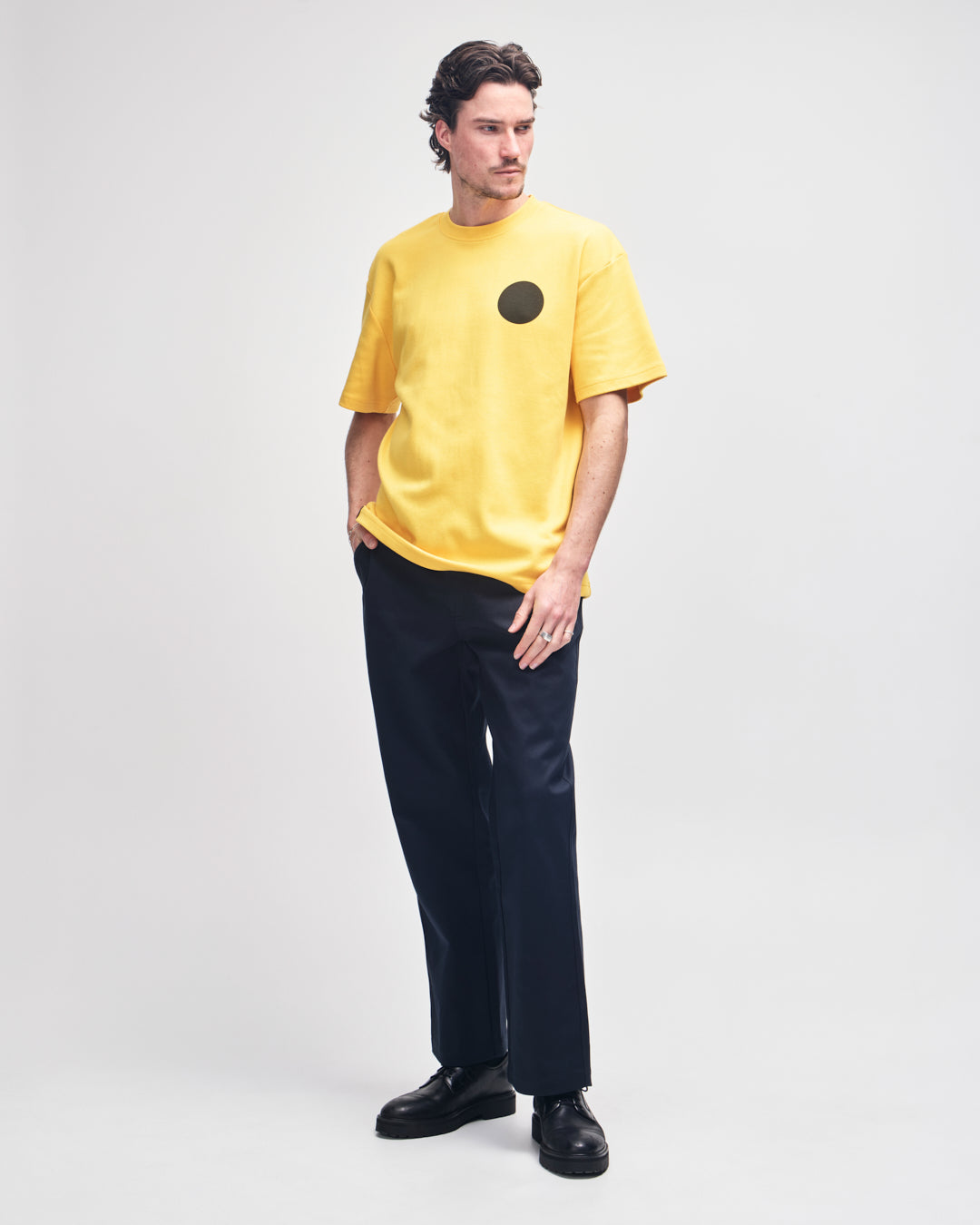 Munich Address Tee Spectra yellow | Bildmaterial bereitgestellt von SHOES.PLEASE.