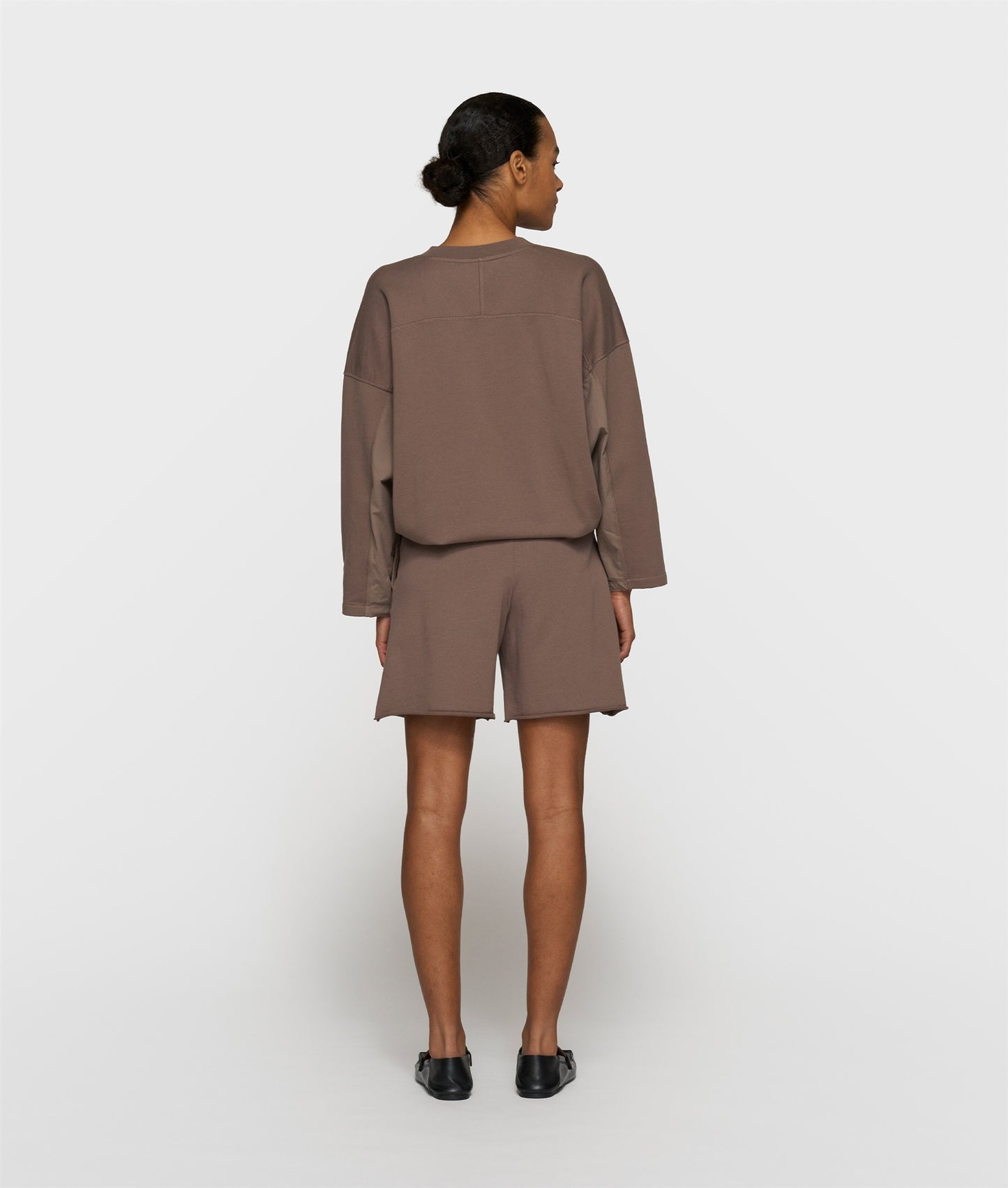 Belted Shorts Fleece moonrock | Bildmaterial bereitgestellt von SHOES.PLEASE.